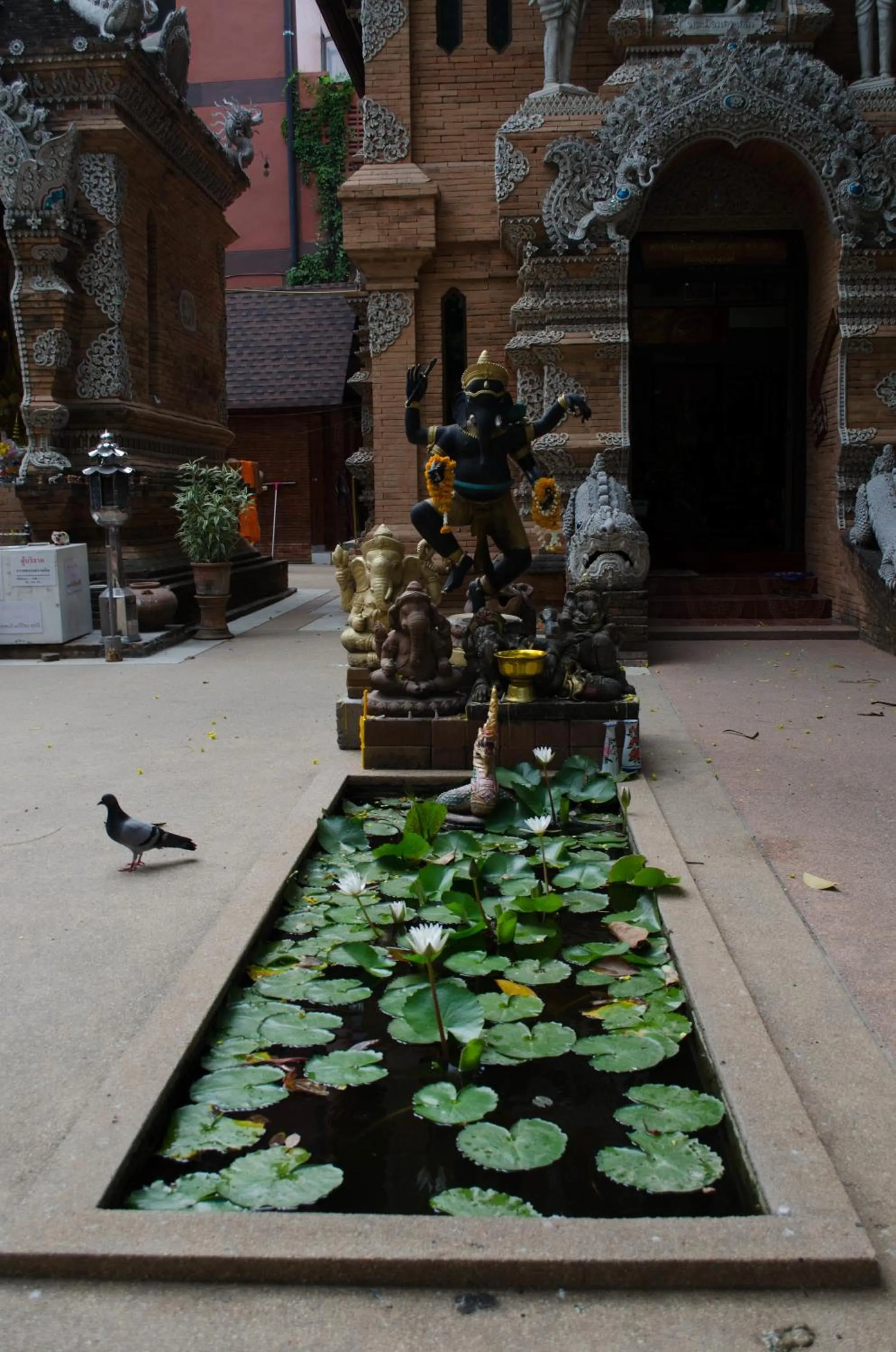 Area and facilities in i-smile & U2 Hostel