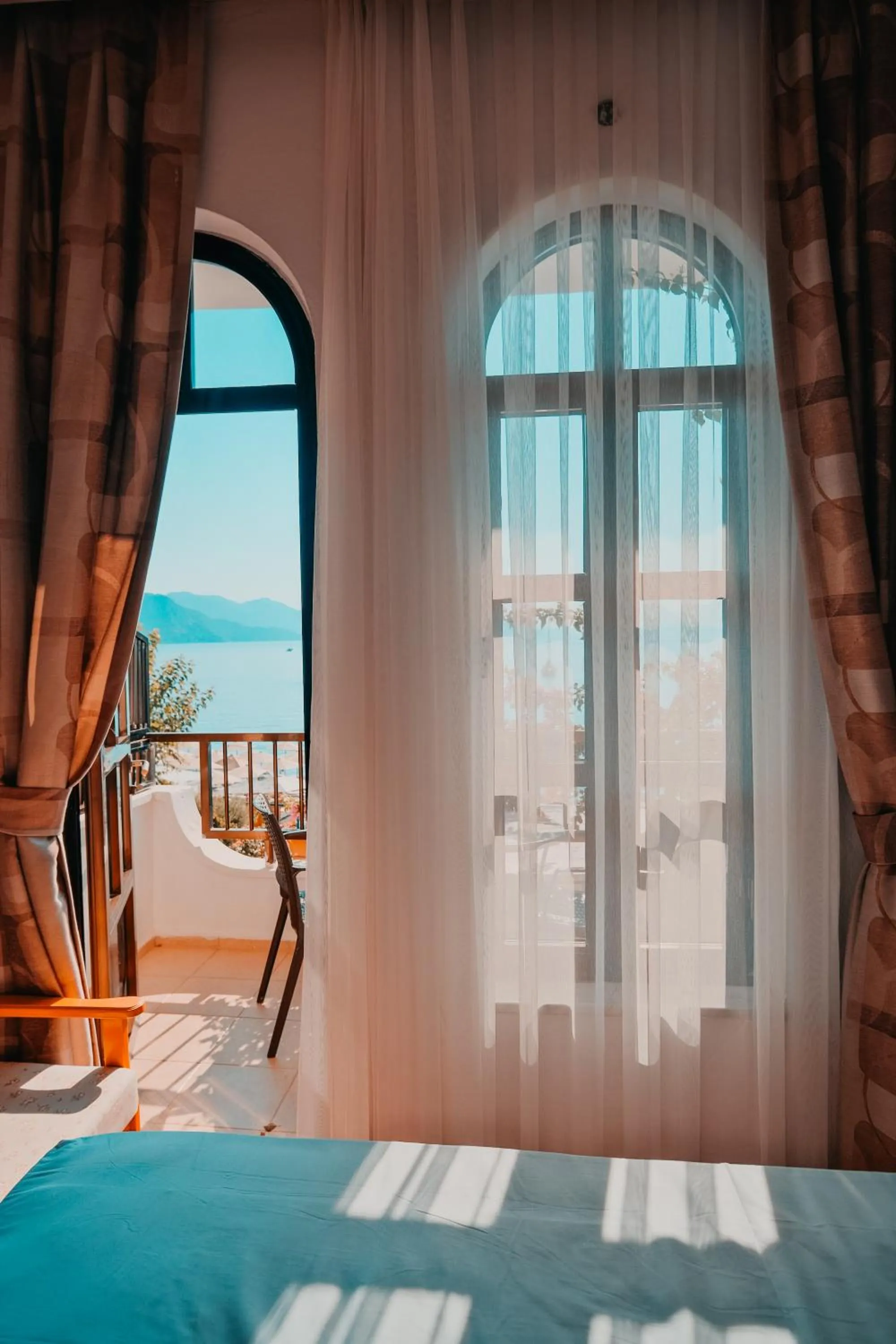 View (from property/room), Bed in The Diplomat Hotel