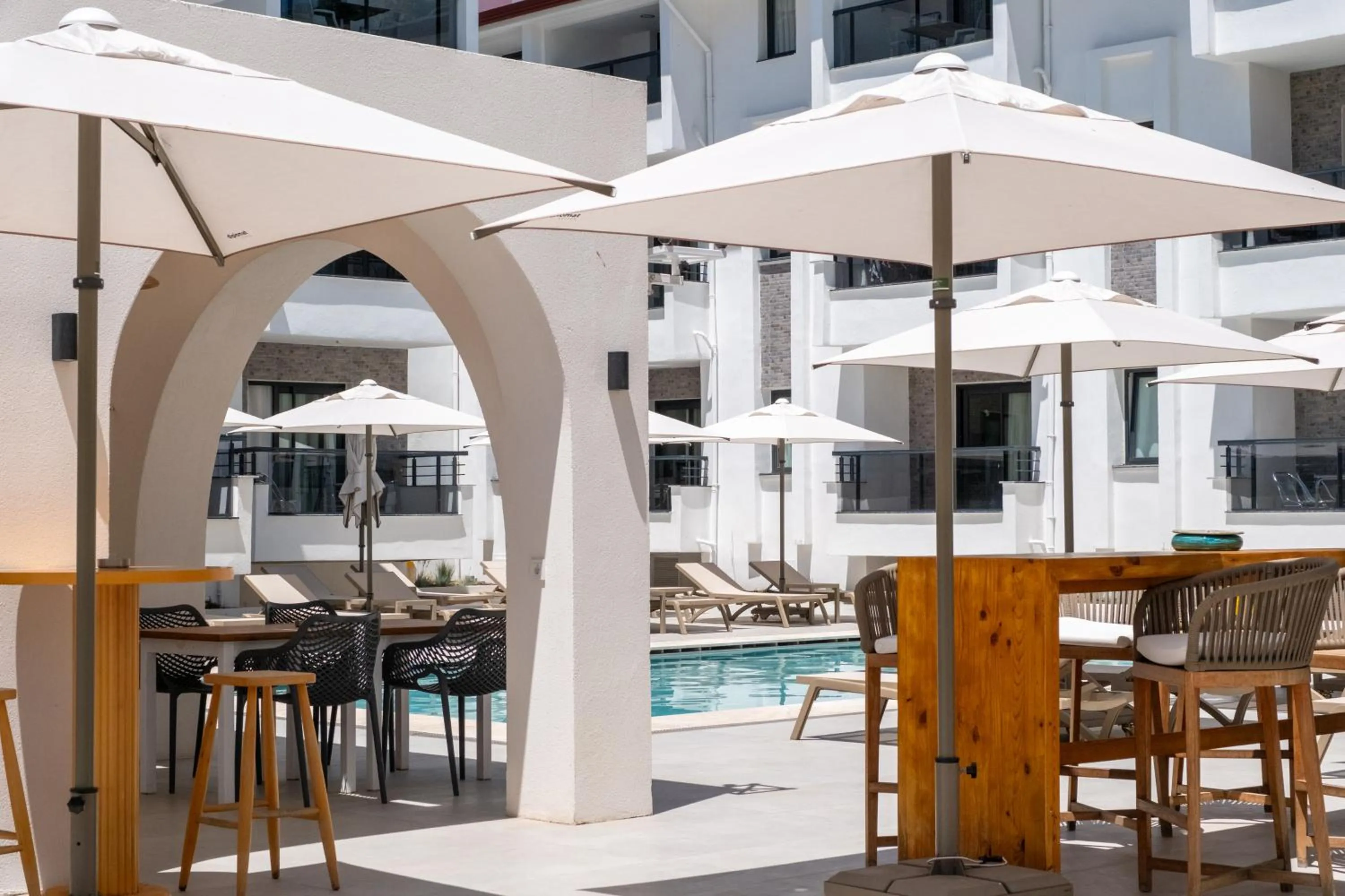 Lounge or bar in The Diplomat Hotel