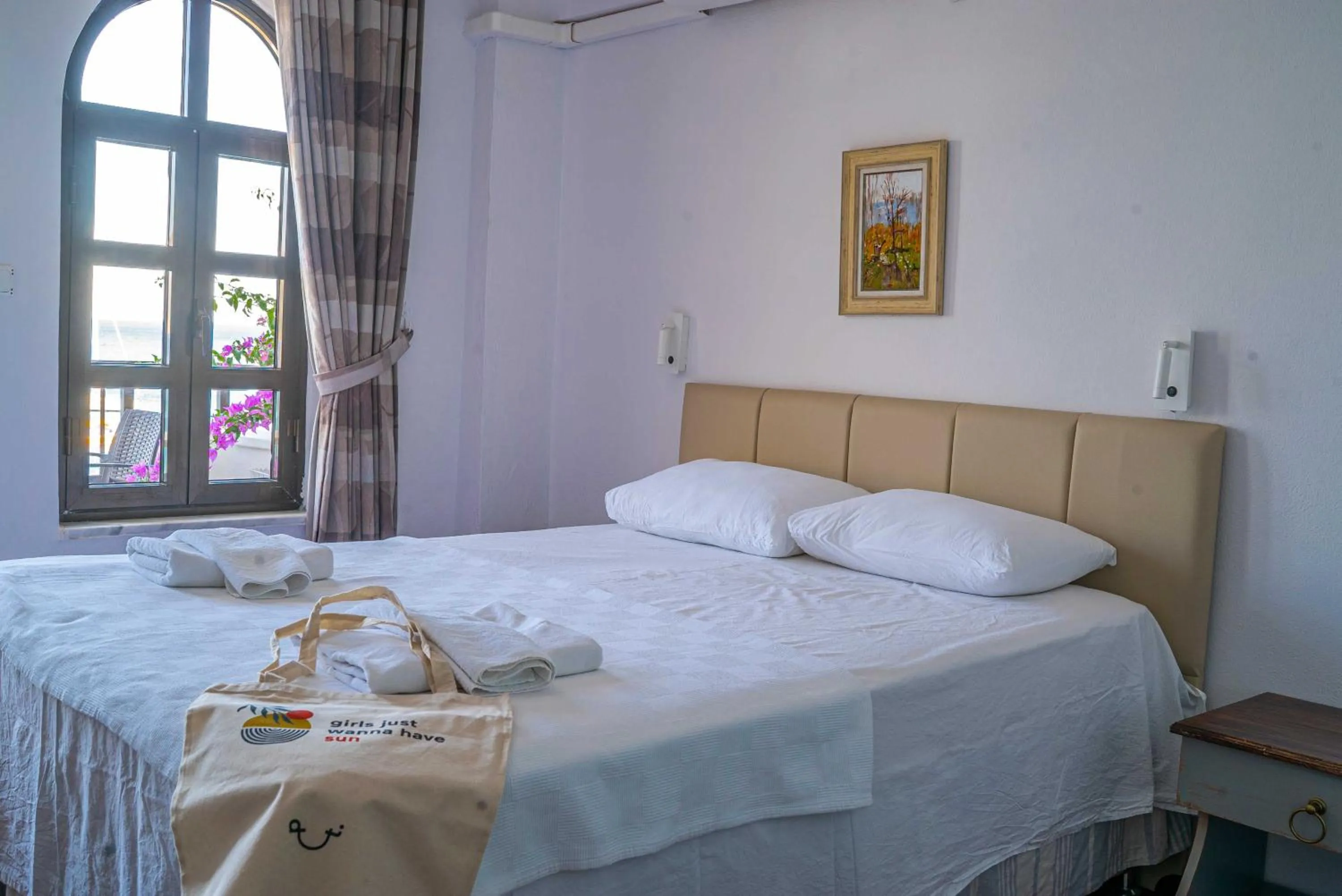 Bed in The Diplomat Hotel