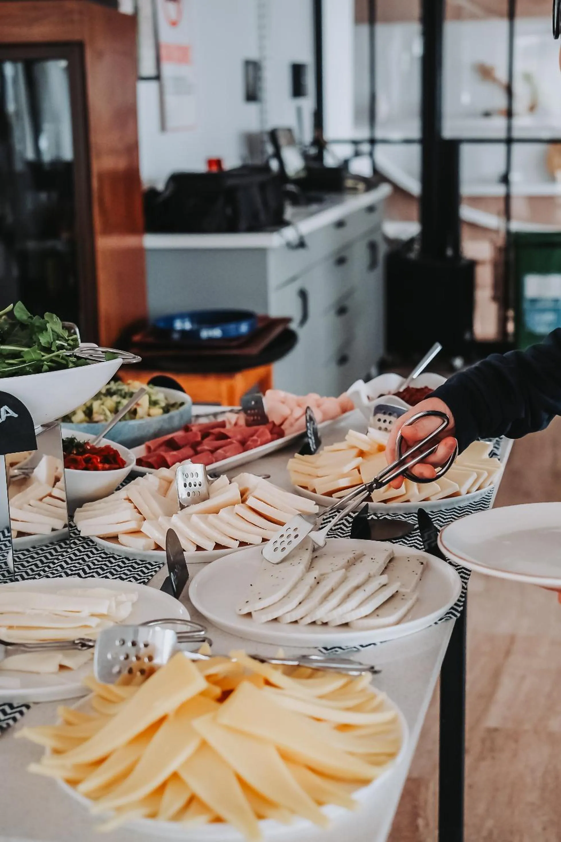 Restaurant/places to eat in The Diplomat Hotel