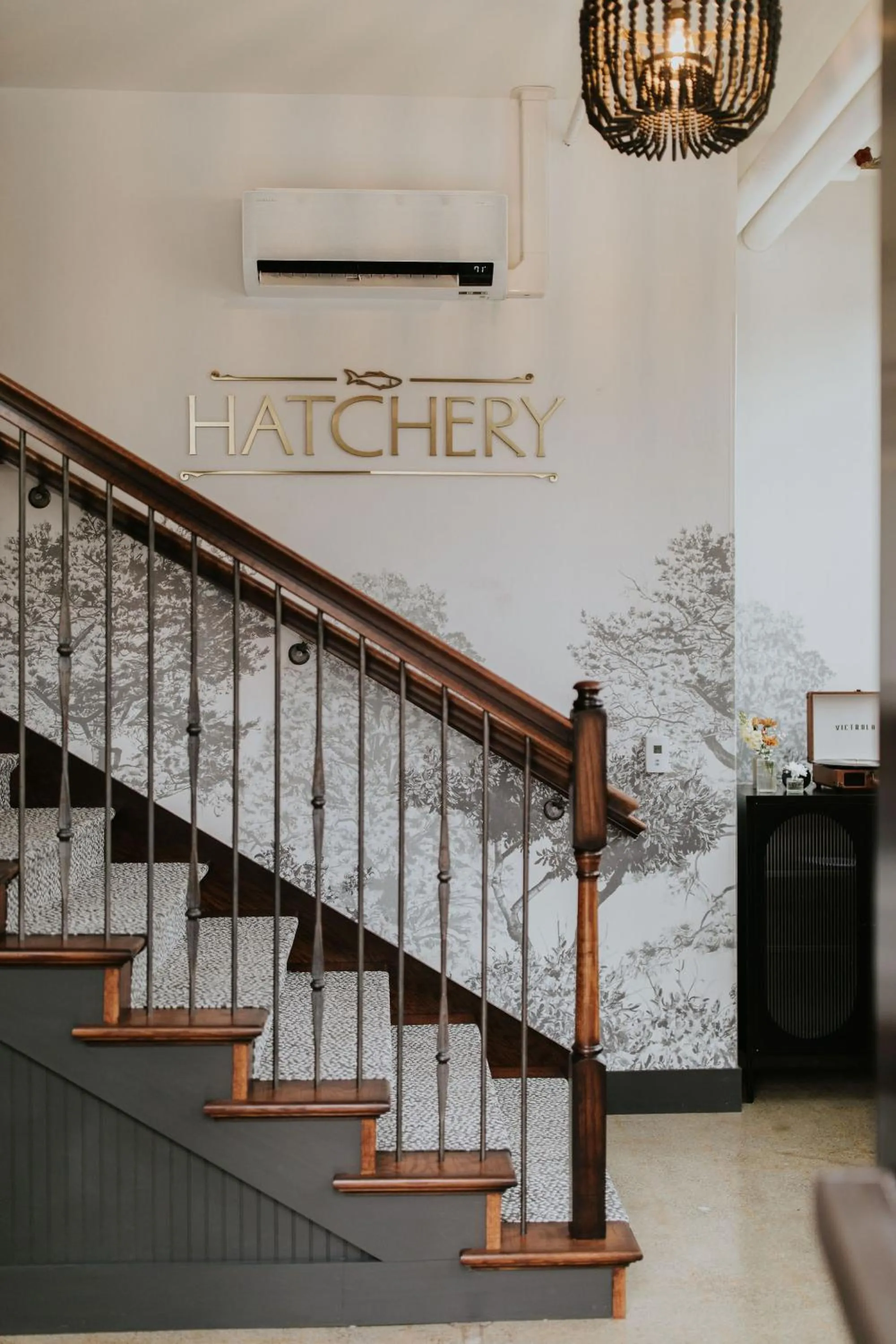 Deluxe Suite with Spa Bath in HATCHERY HOTEL & EVENT CENTER