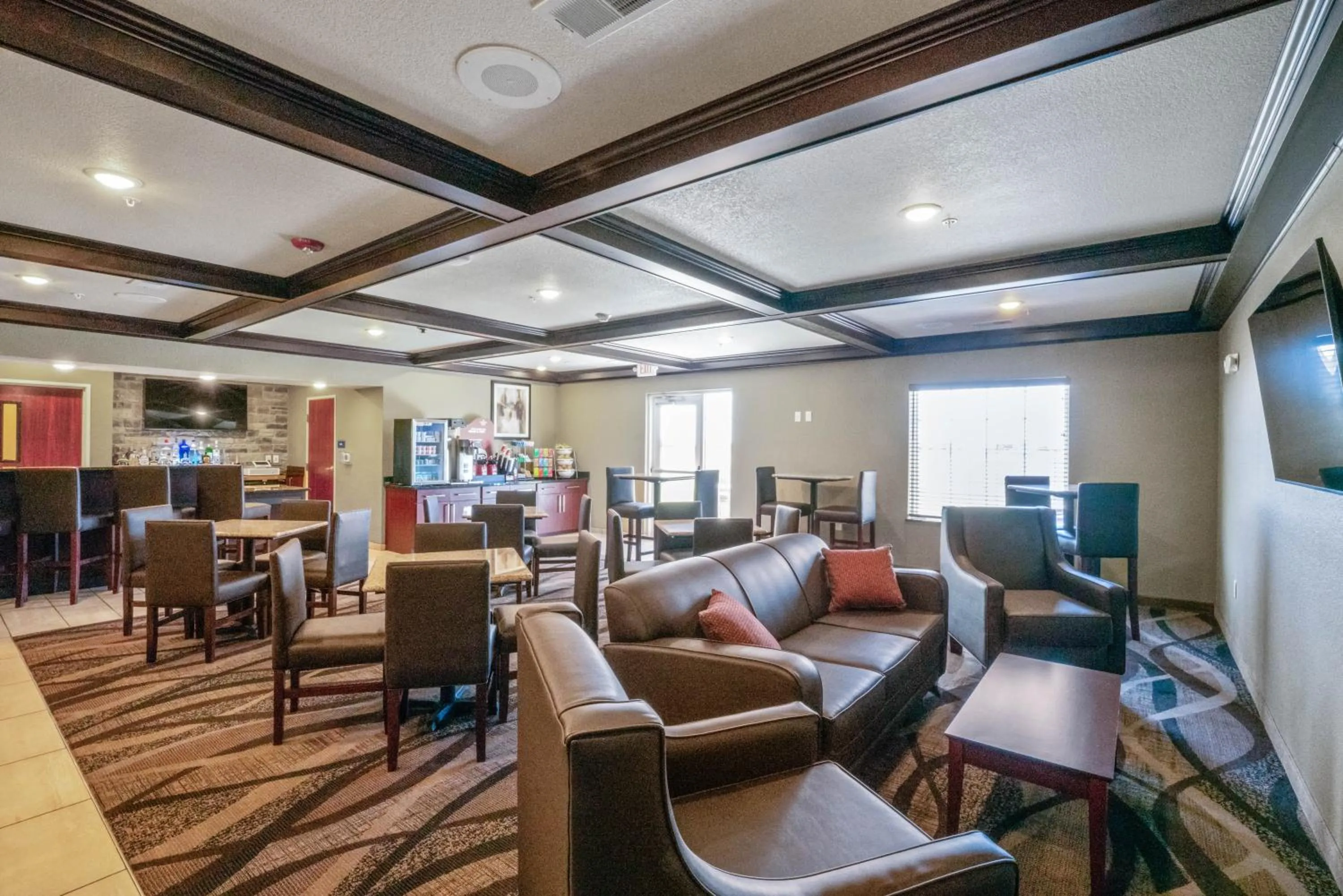 Seating area in Cobblestone Inn & Suites - Boise City