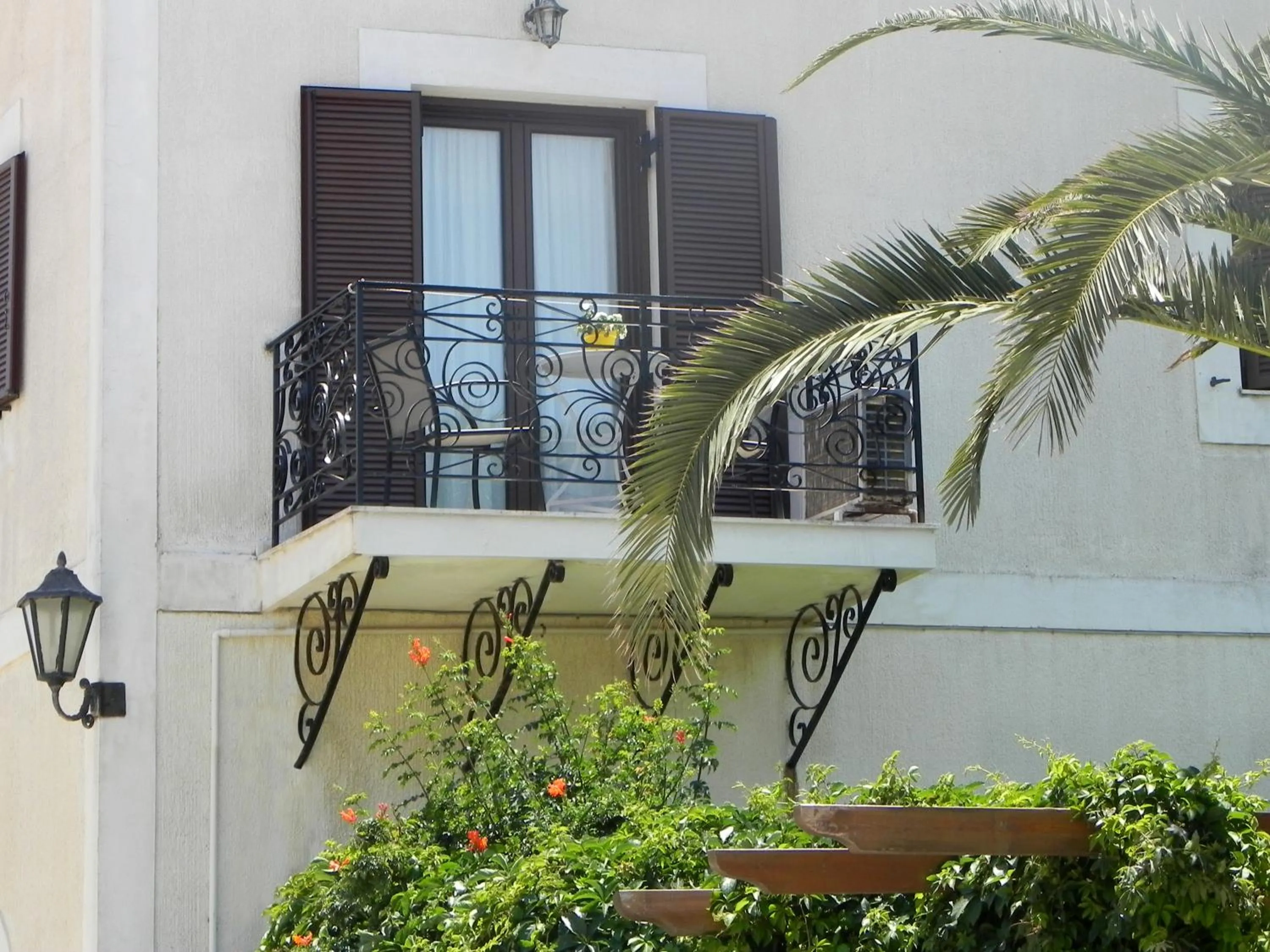 Facade/entrance in Ulysses Hotel