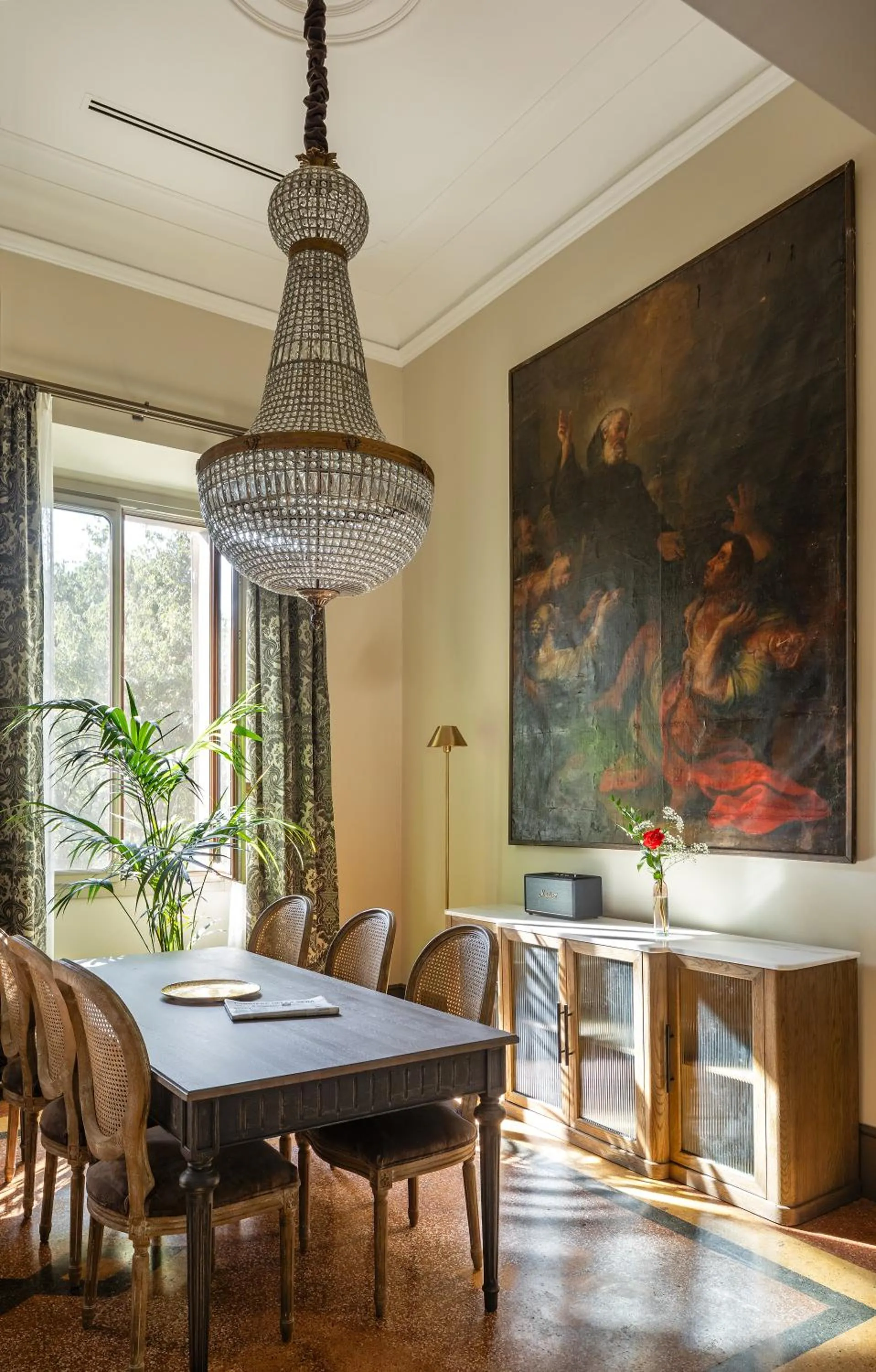 Two-Bedroom Apartment with Balcony and Terrace in This Time Tomorrow in Florence