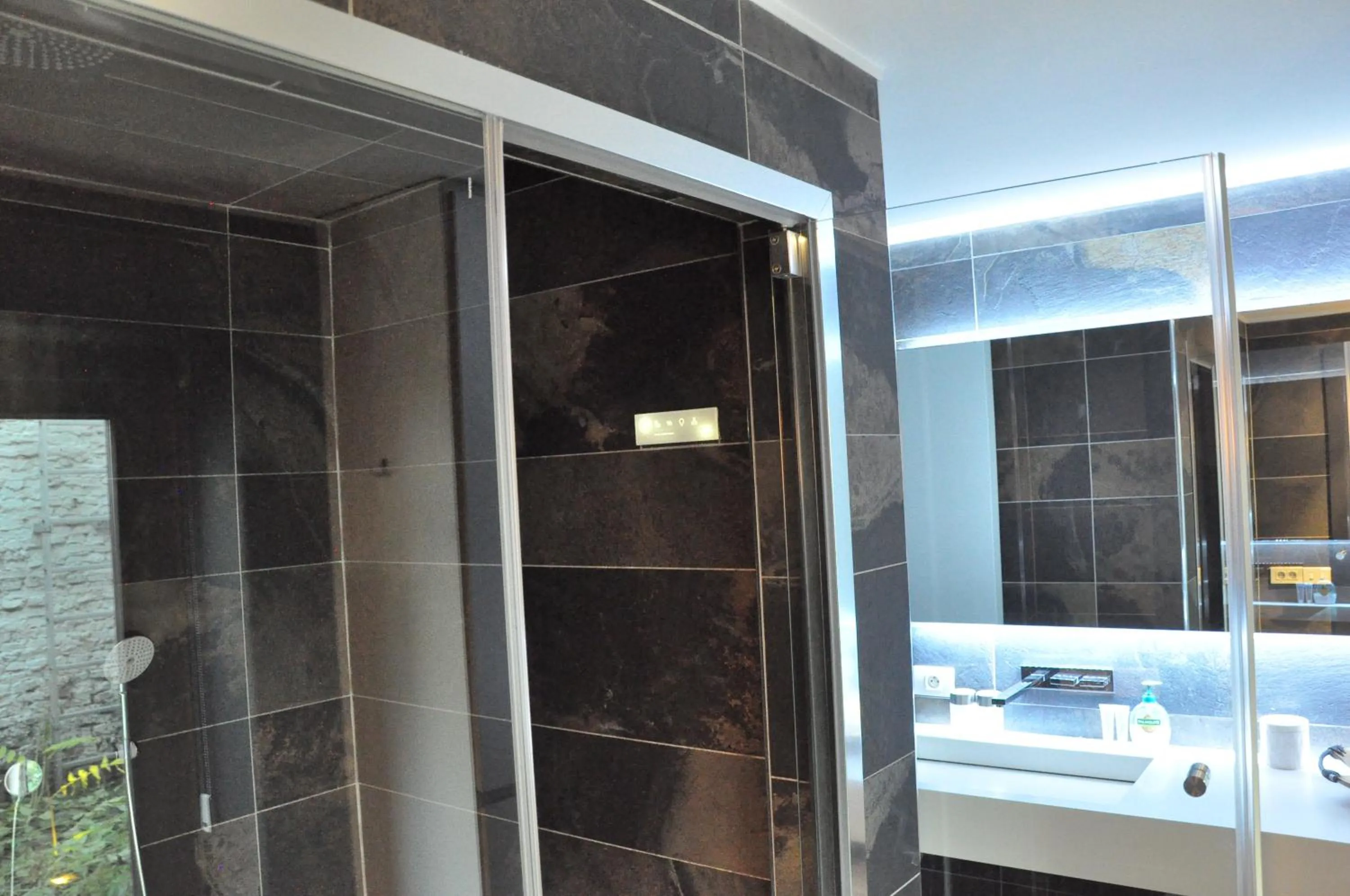 Spa and wellness centre/facilities in Schopenhauer