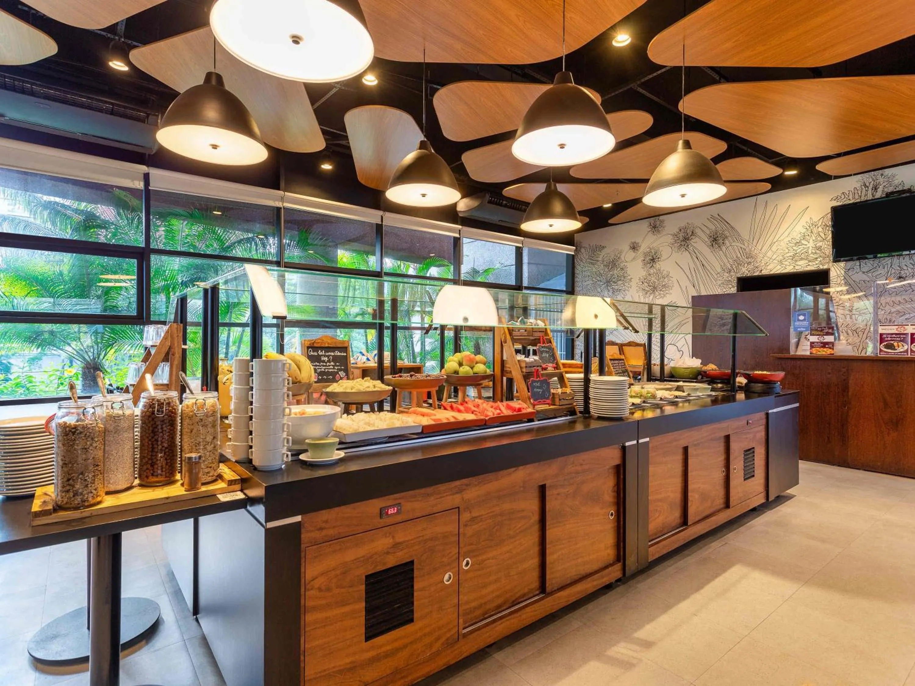 Restaurant/places to eat in Mercure Sao Paulo Bela Vista