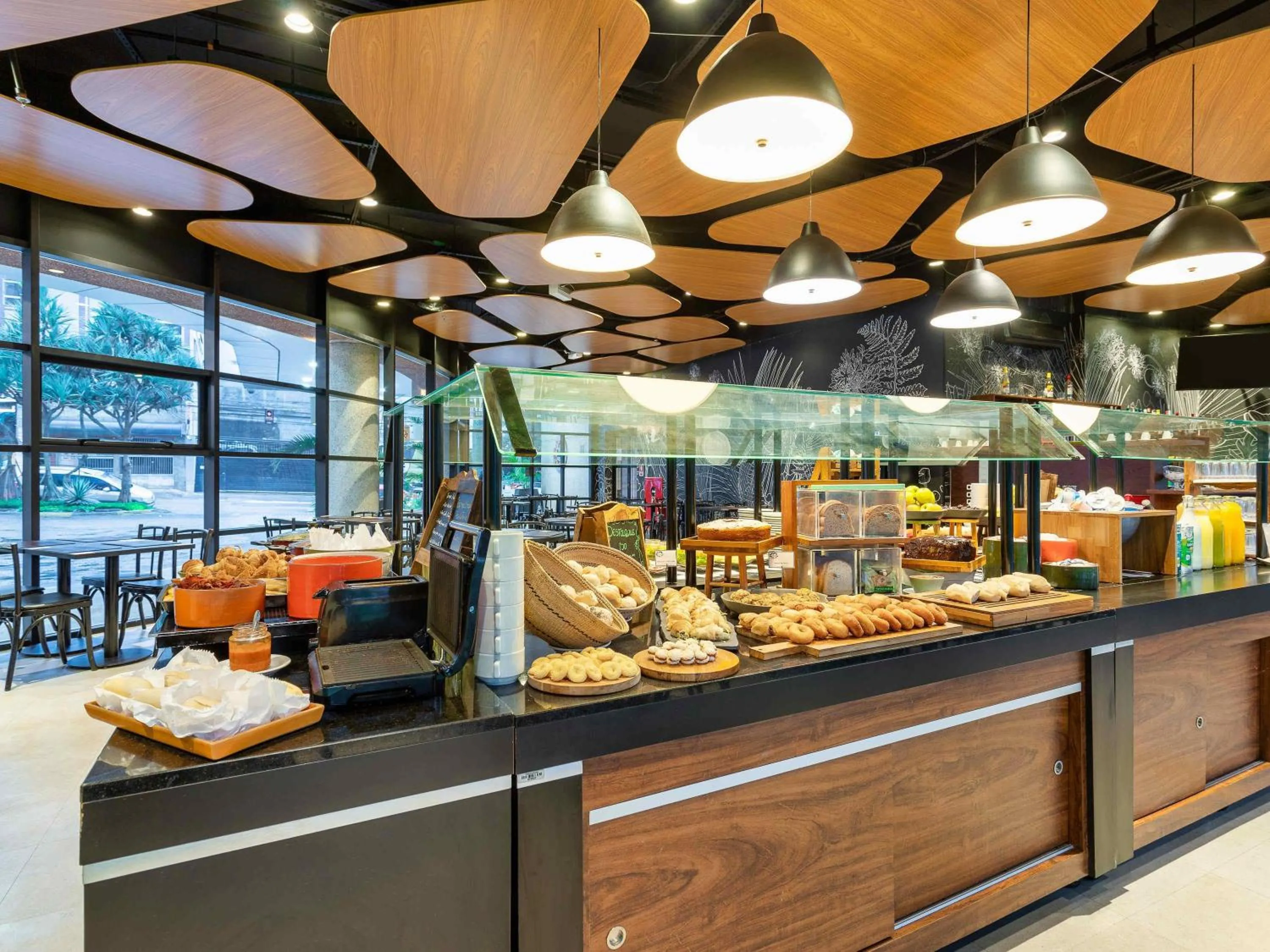 Restaurant/places to eat in Mercure Sao Paulo Bela Vista