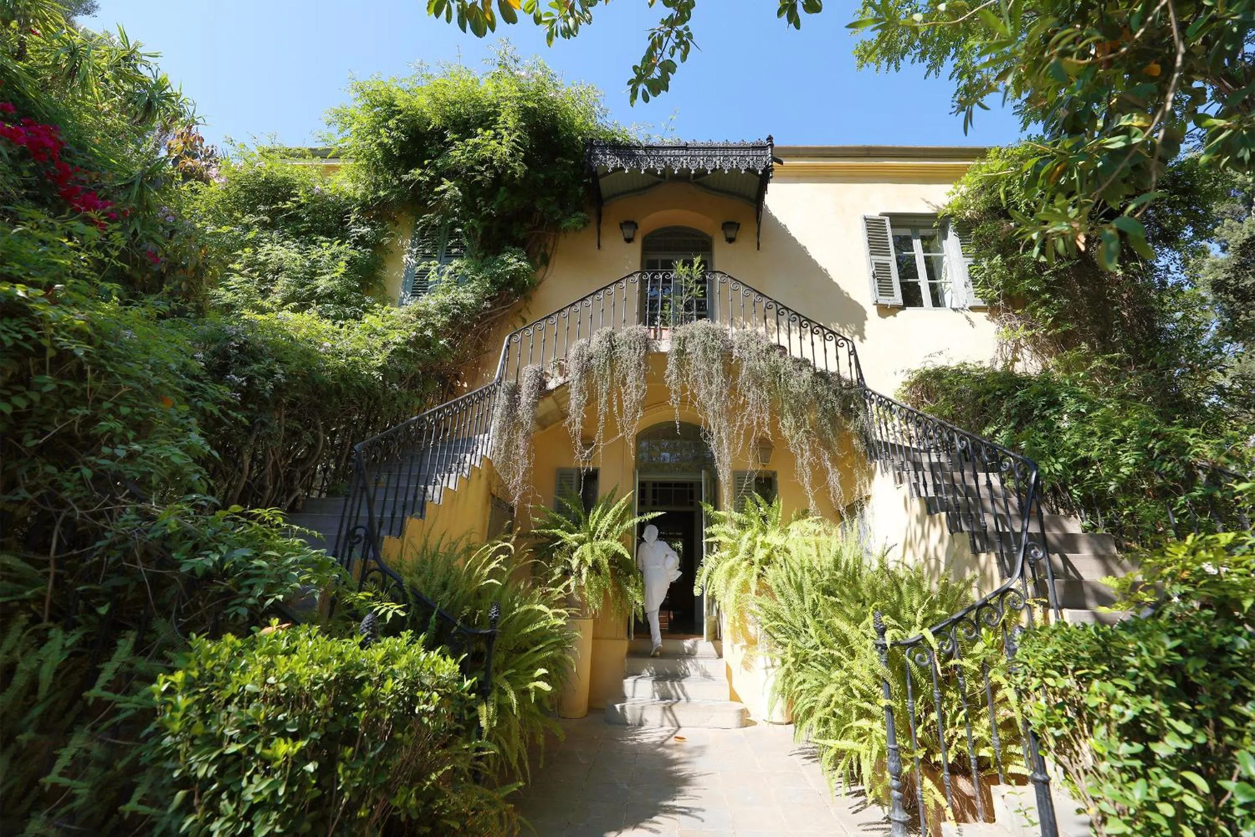 Property building in Mimi Calpe