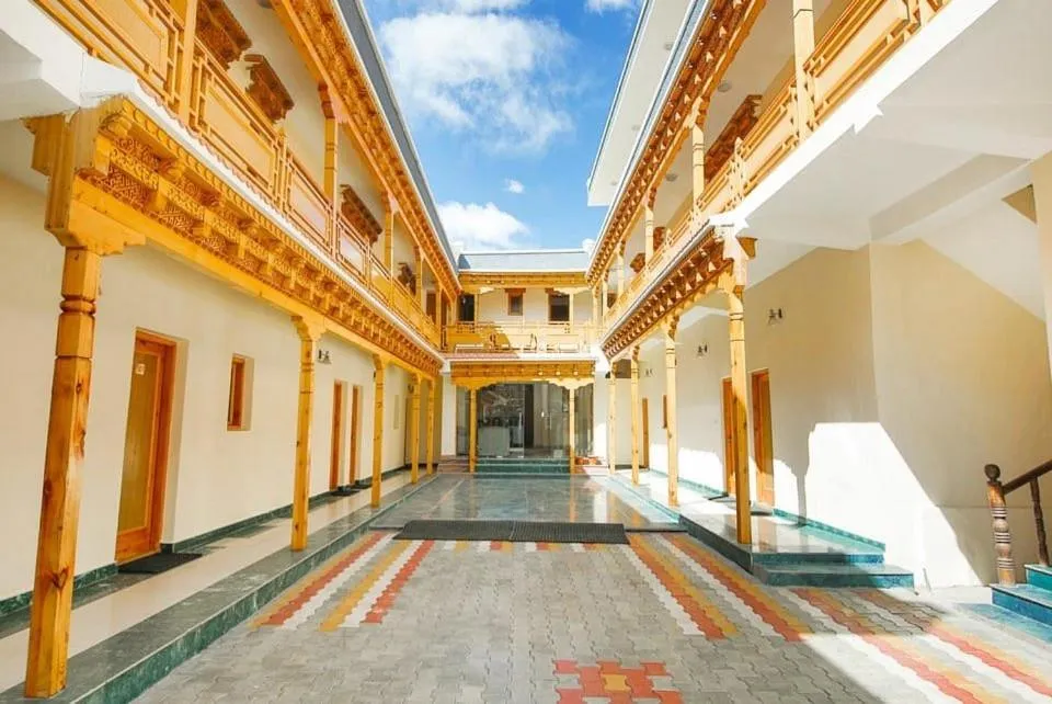 Hotel Dimbir Regency