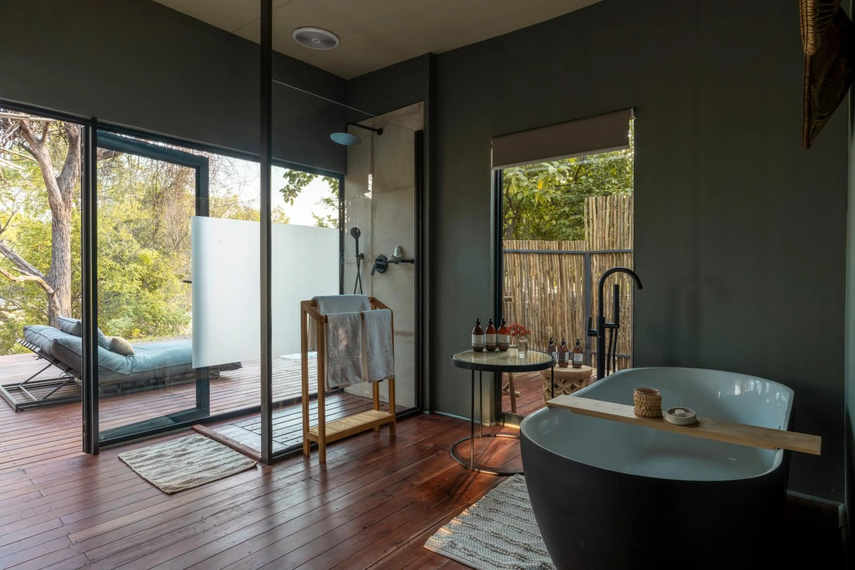 Bathroom in Zambezi Dusk River Facing-all inclusive-Luxury Accommodation