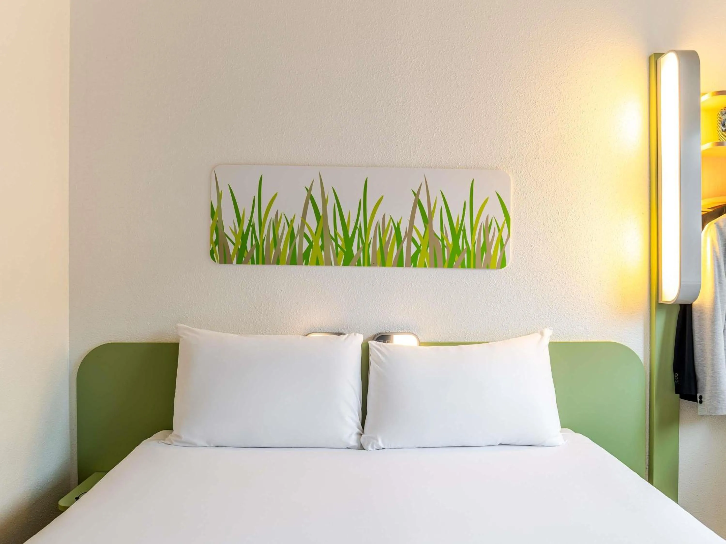 Bedroom, Bed in Ibis Budget Bilbao Barakaldo