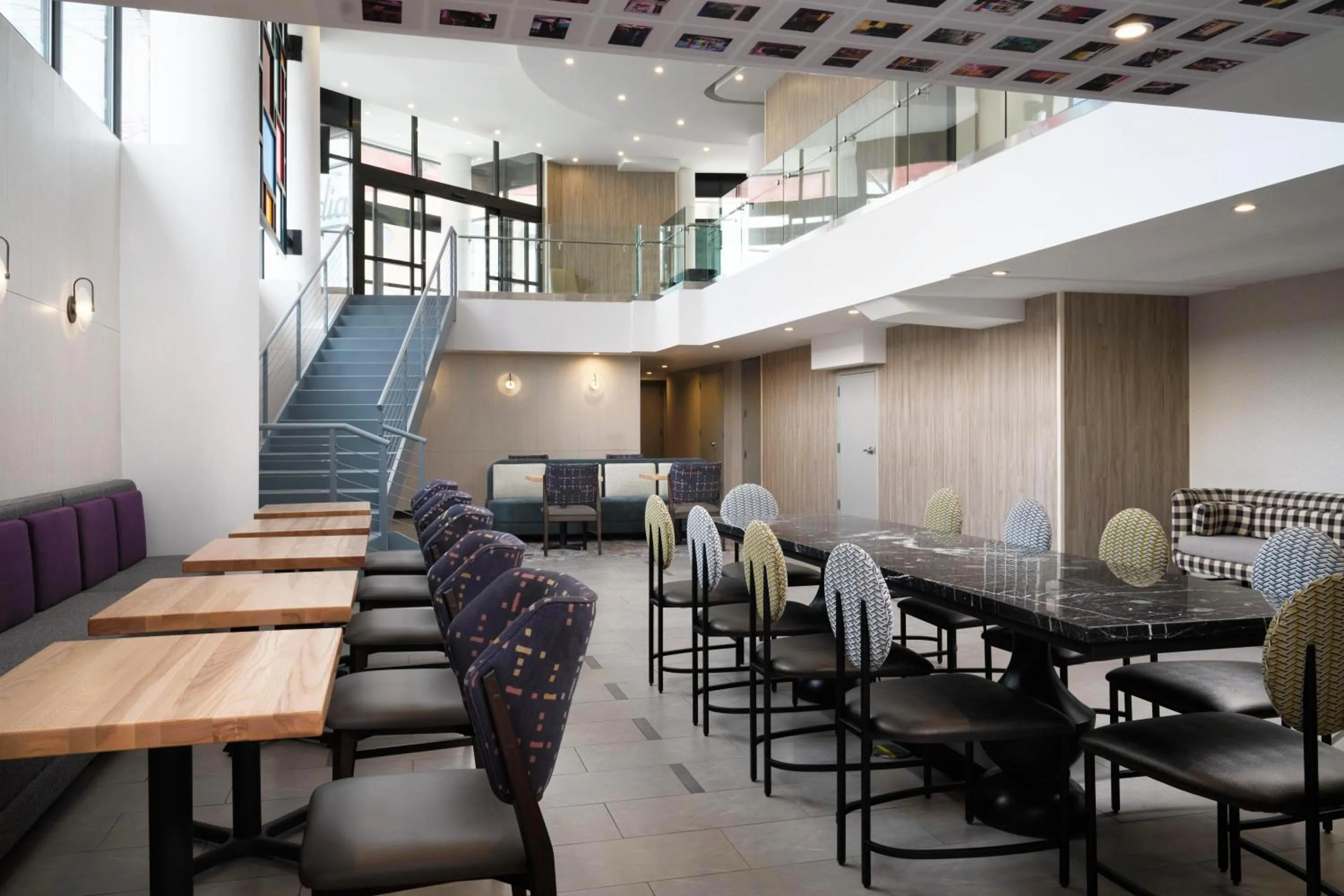 Restaurant/places to eat in The Nedia, BW Signature Collection