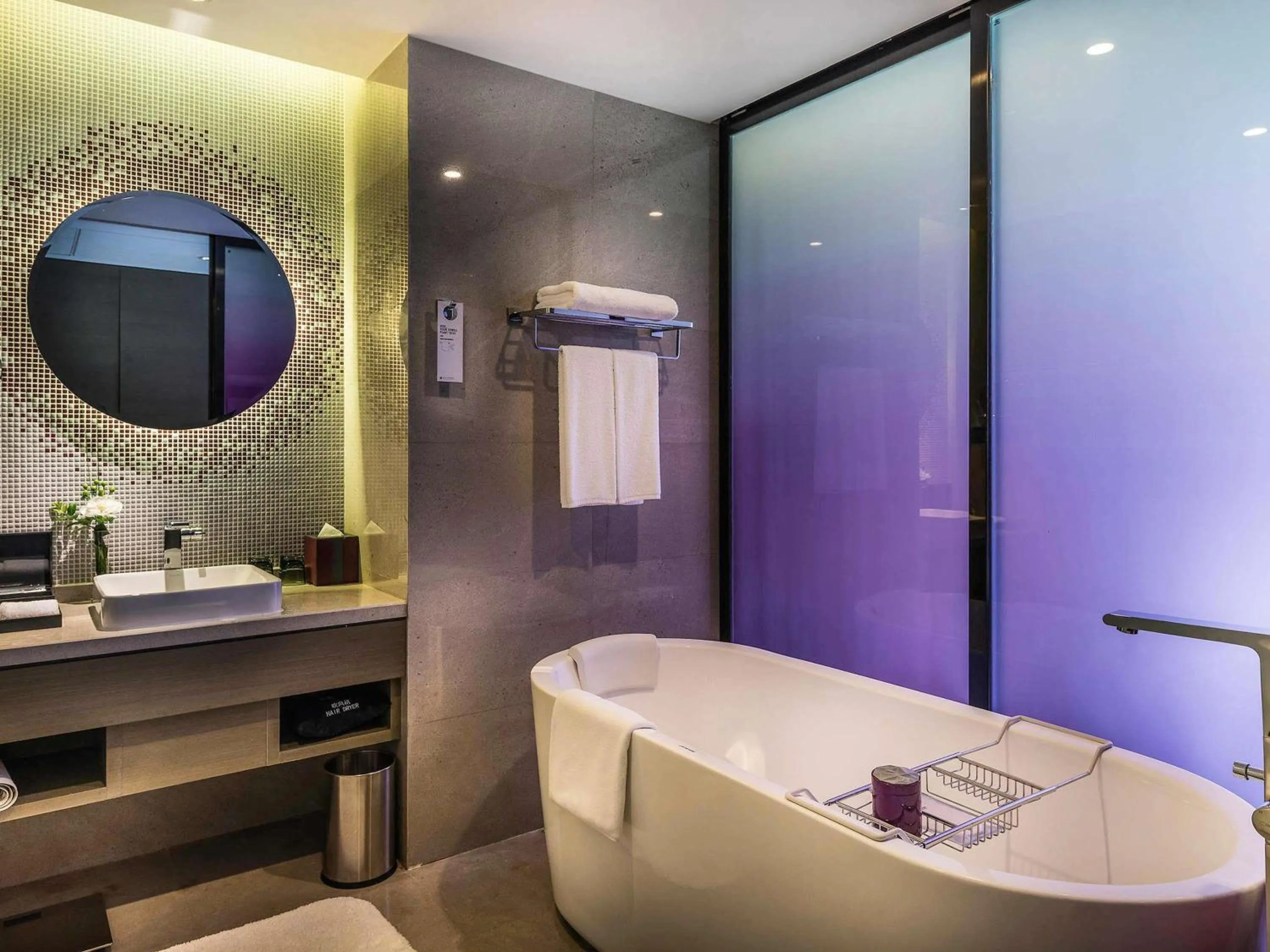 Bedroom in Pullman Nanjing Lukou Airport