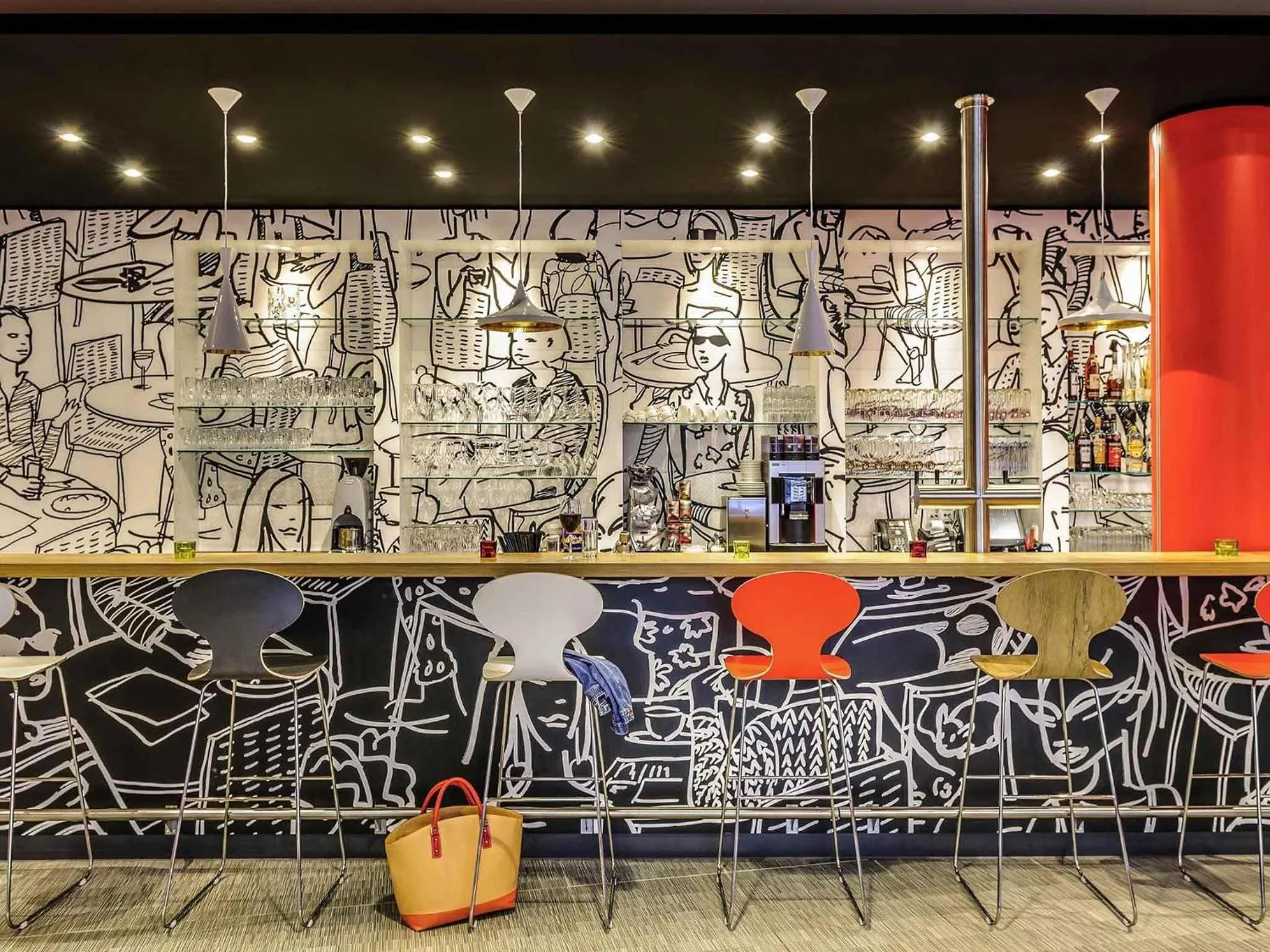 Restaurant/places to eat in Ibis München City Arnulfpark