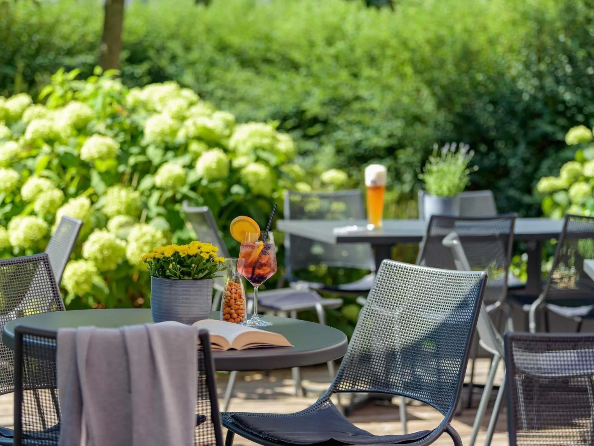 Restaurant/places to eat in Ibis München City Arnulfpark