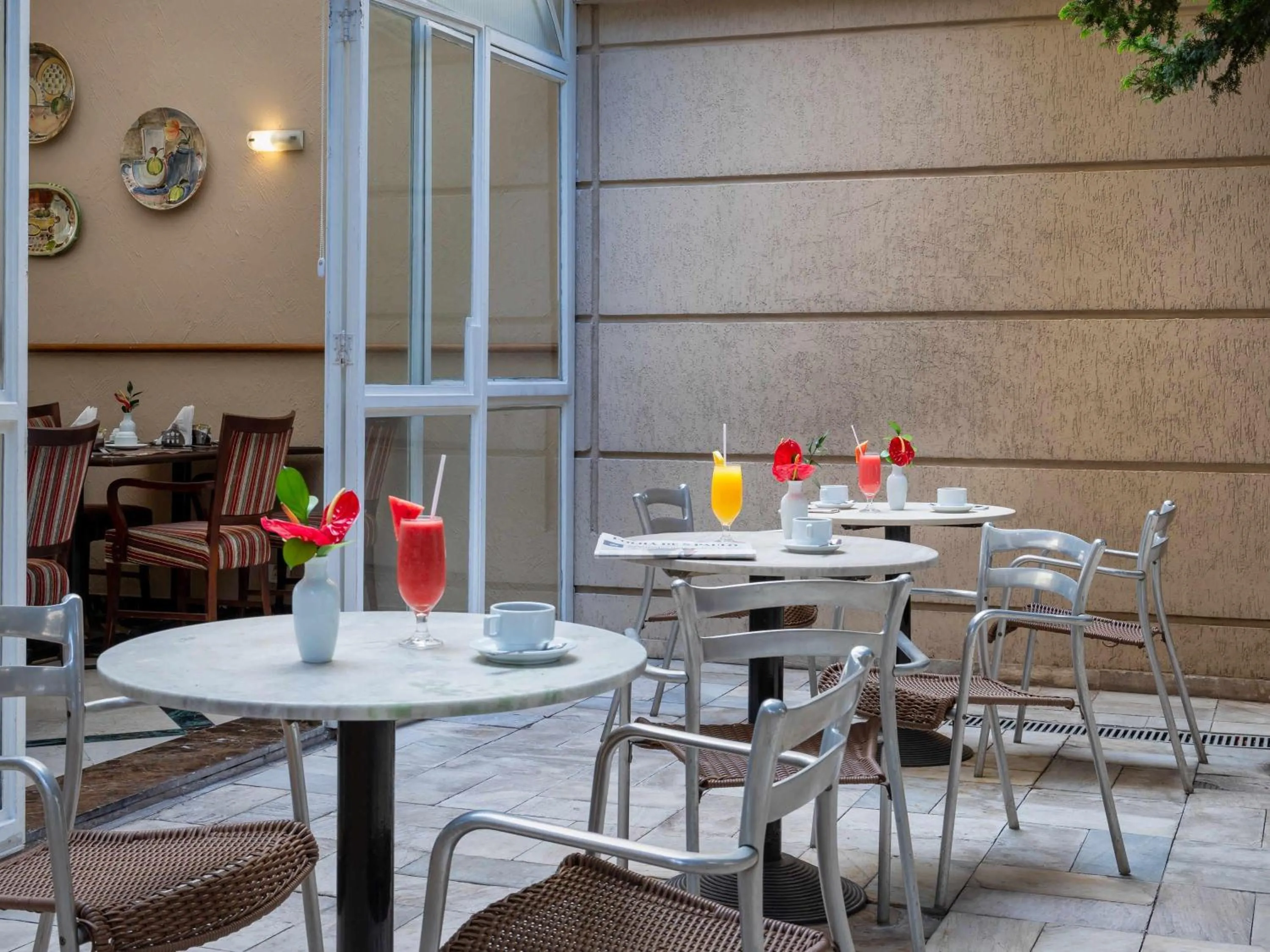 Lounge or bar in Mercure Sao Paulo Pinheiros