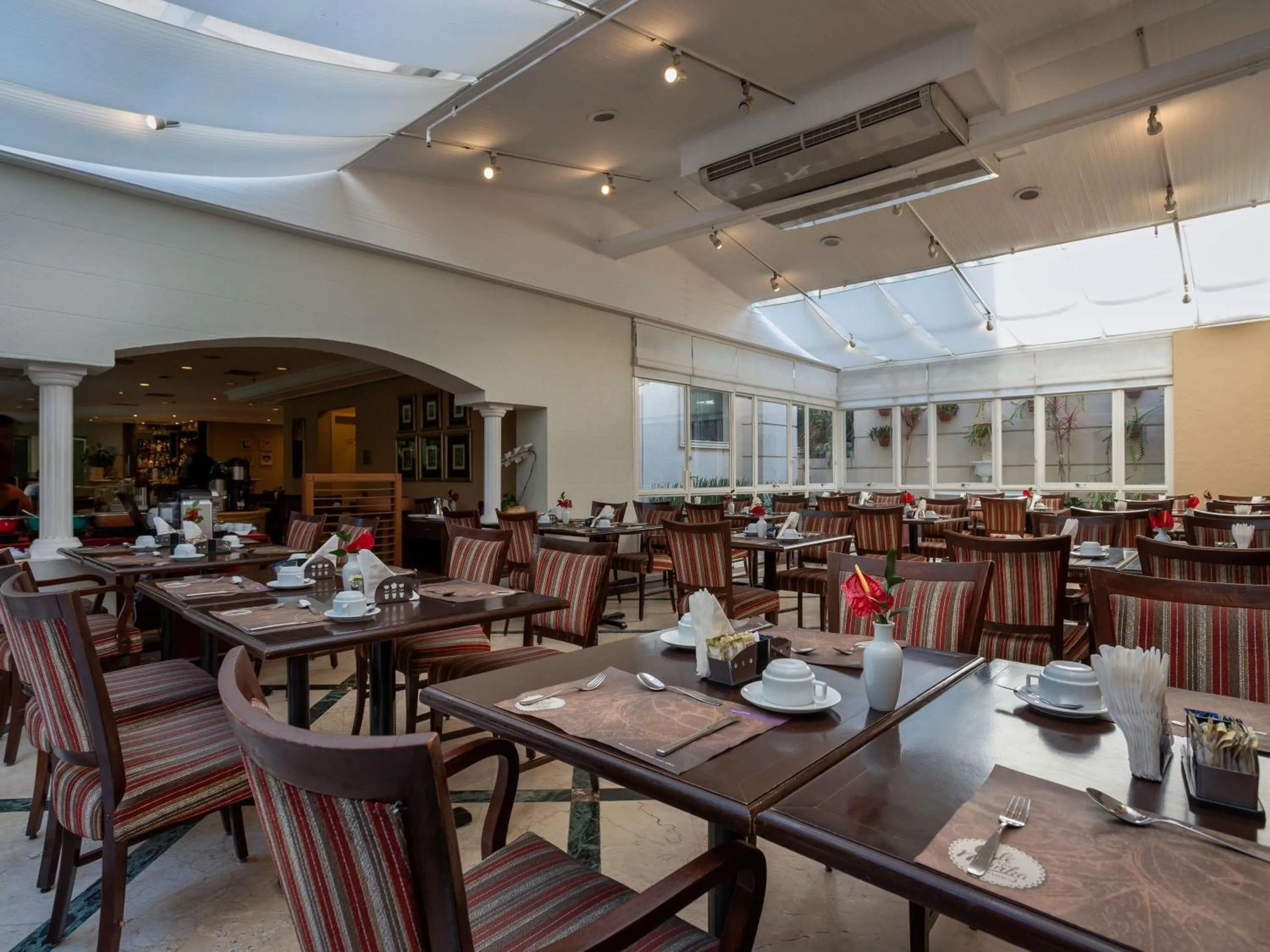 Restaurant/places to eat in Mercure Sao Paulo Pinheiros