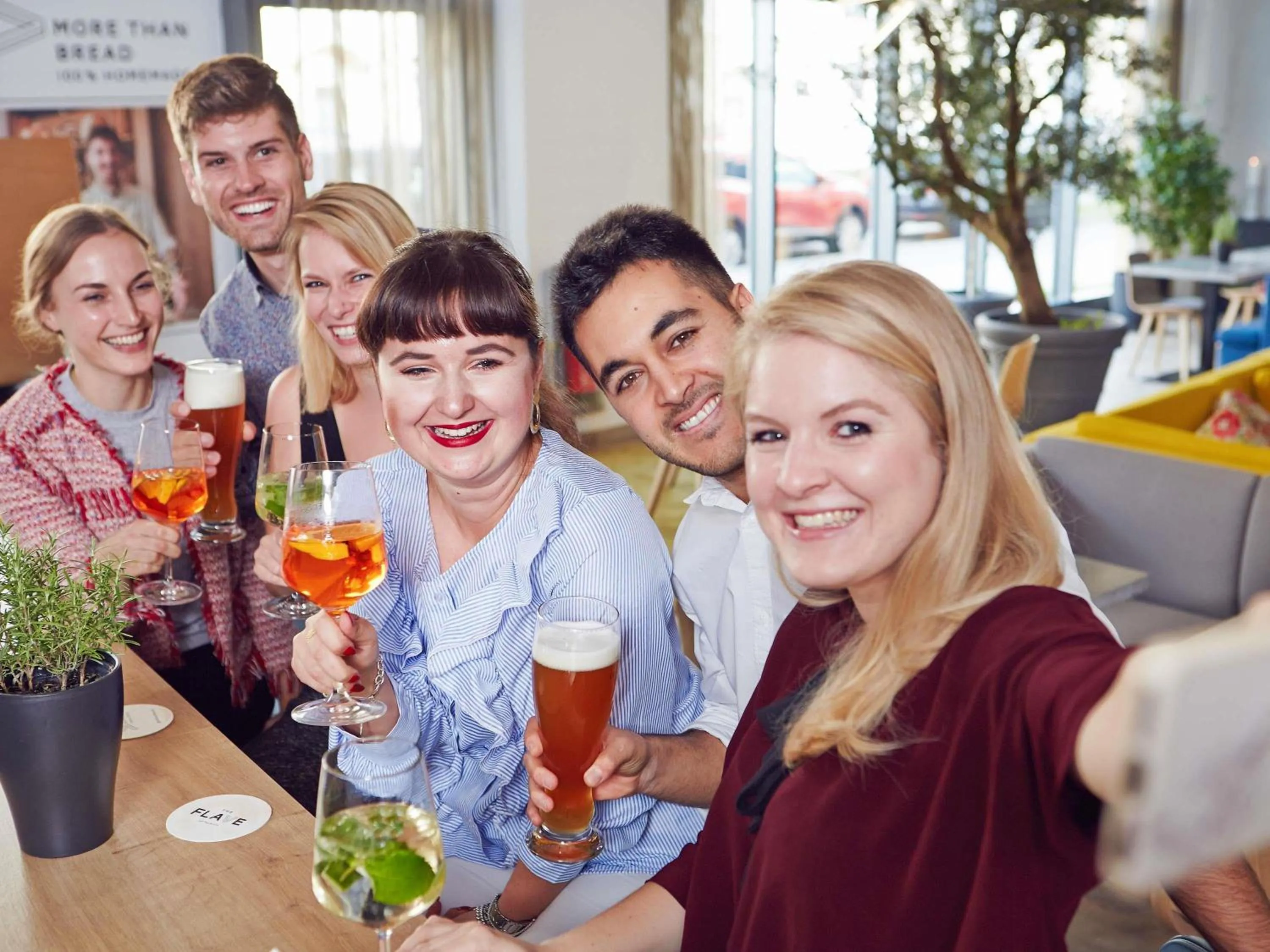 Restaurant/places to eat in Novotel München City Arnulfpark