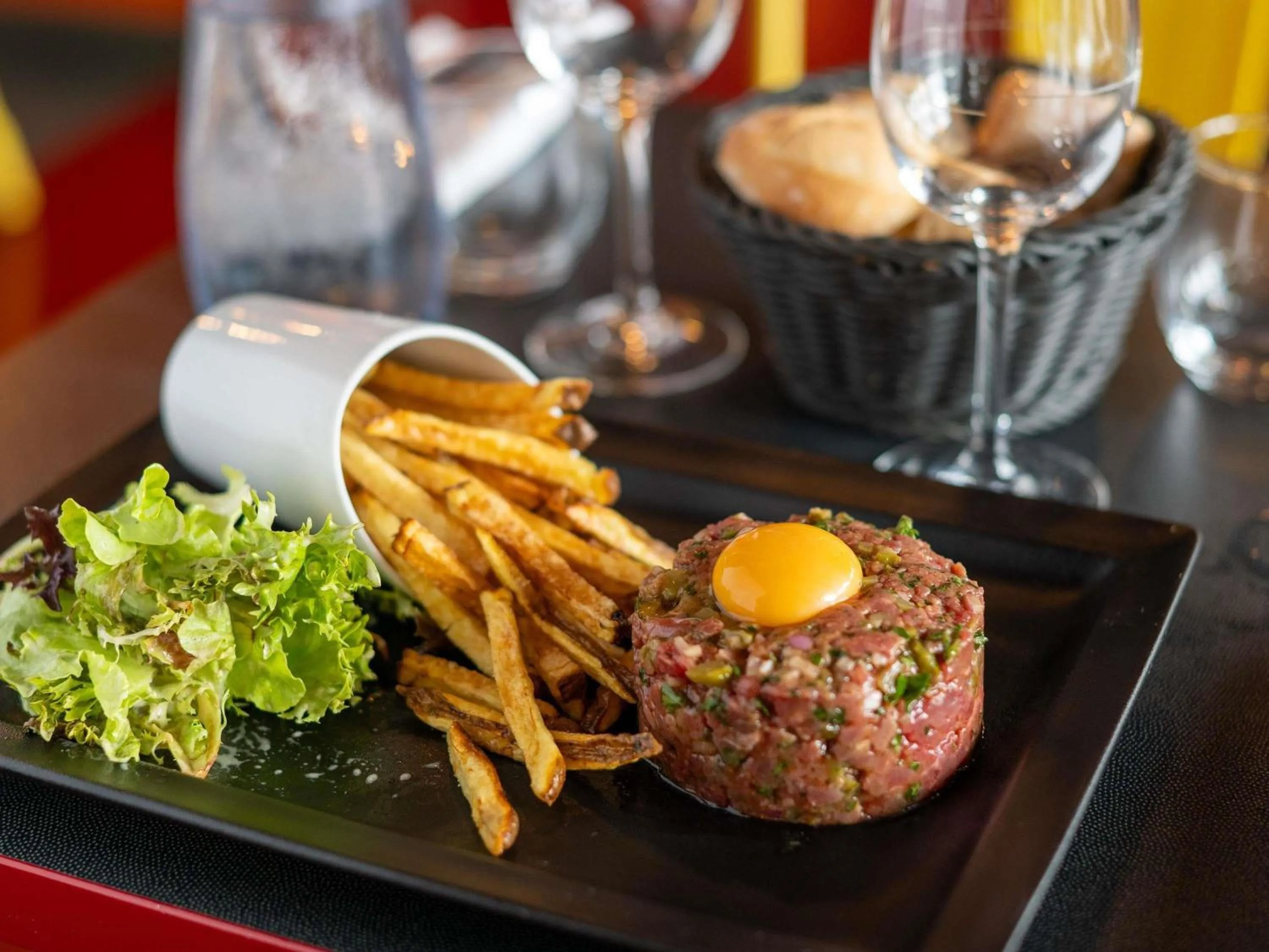 Restaurant/places to eat in ibis budget Lyon Centre Confluence