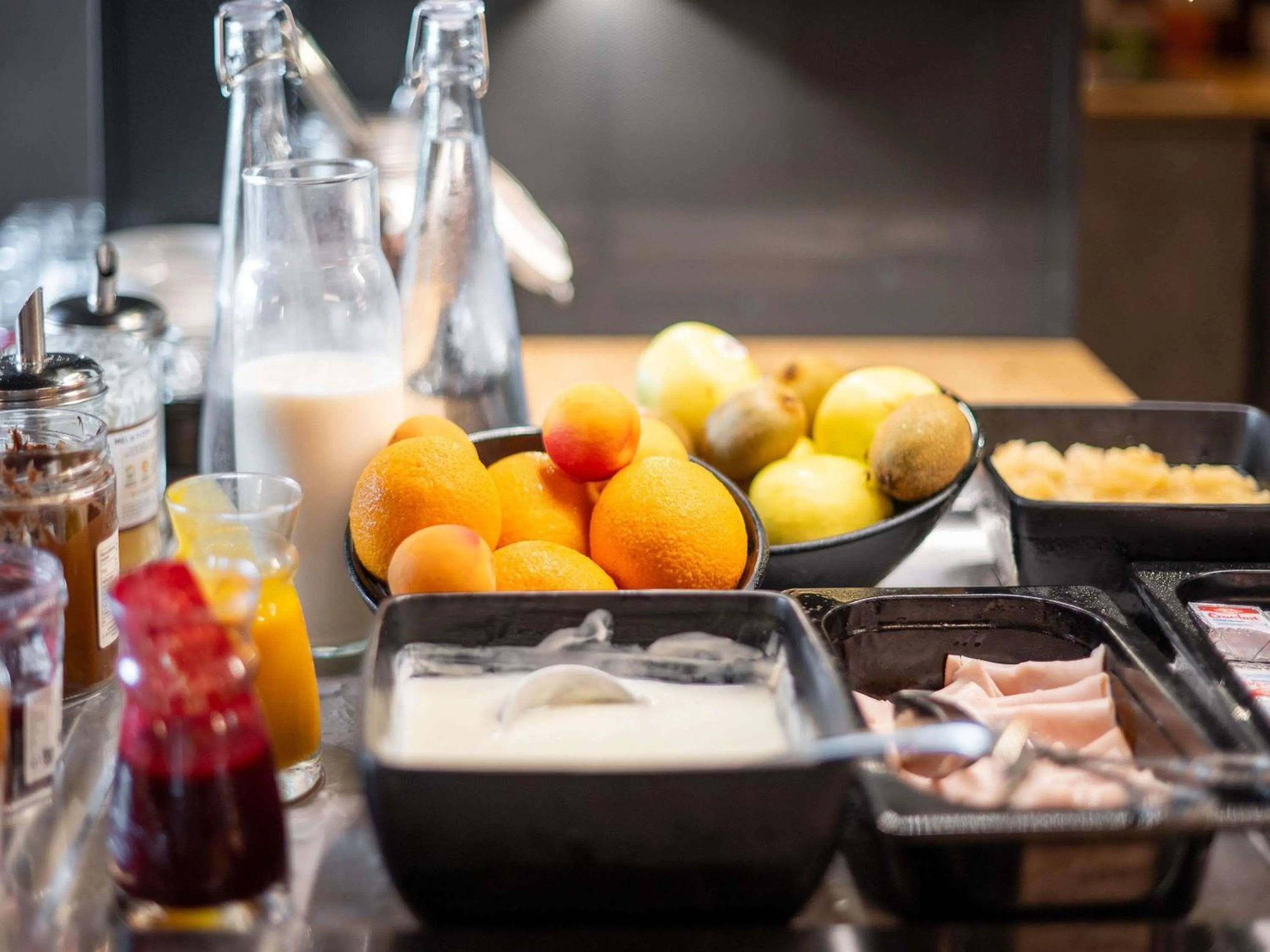 Breakfast in ibis budget Lyon Centre Confluence