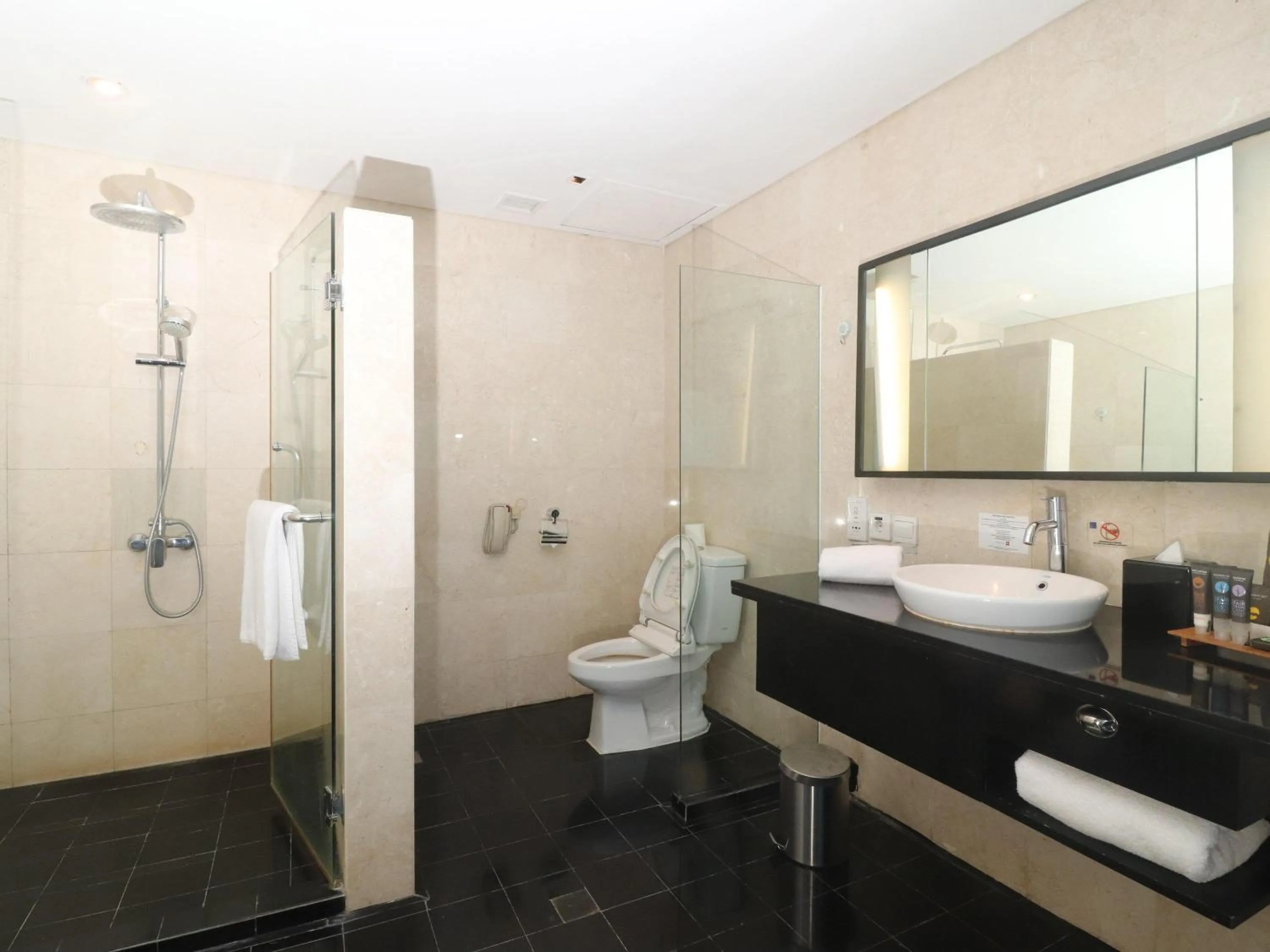 Bedroom in Novotel Balikpapan