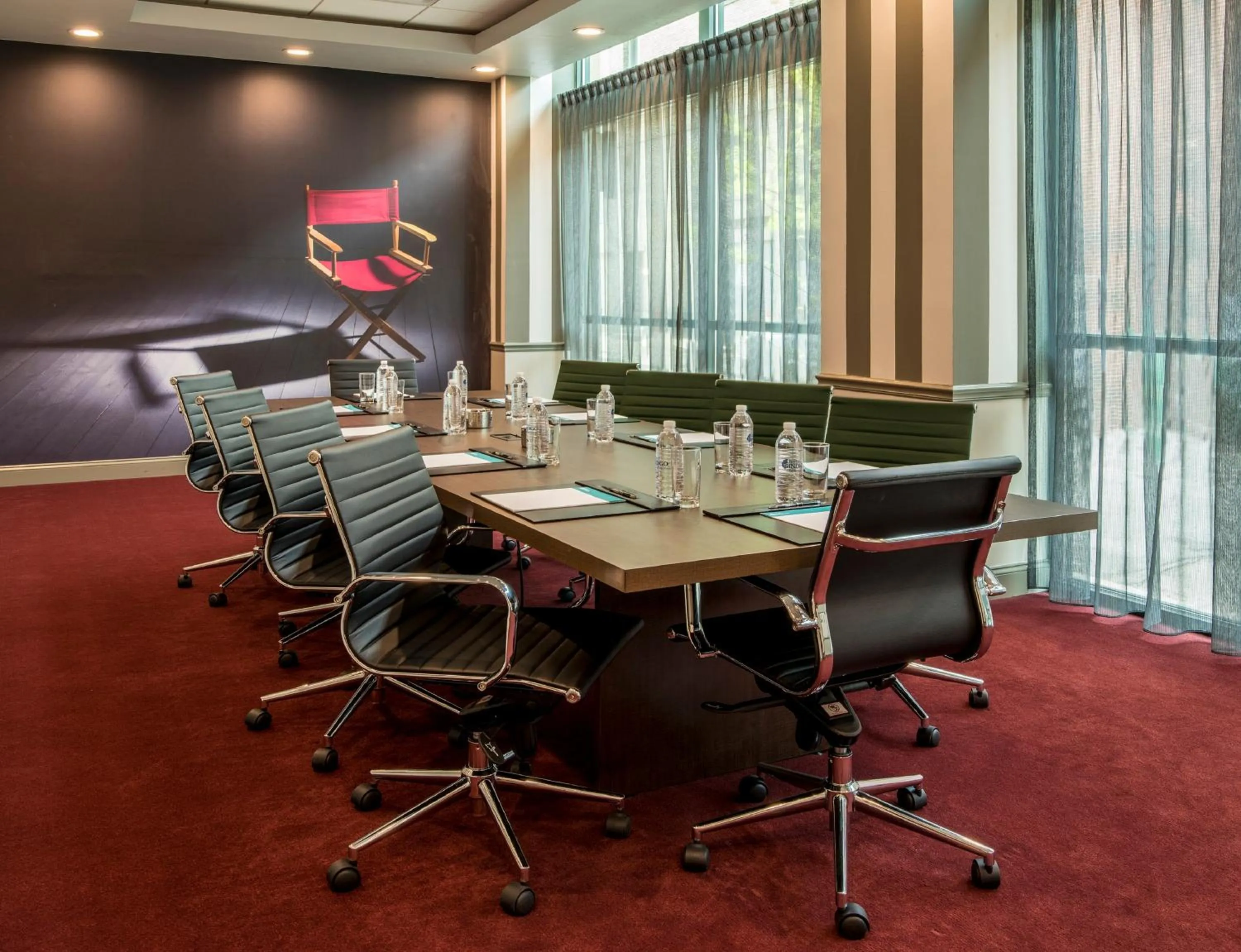 Meeting/conference room in Hotel Indigo Pittsburgh East Liberty by IHG