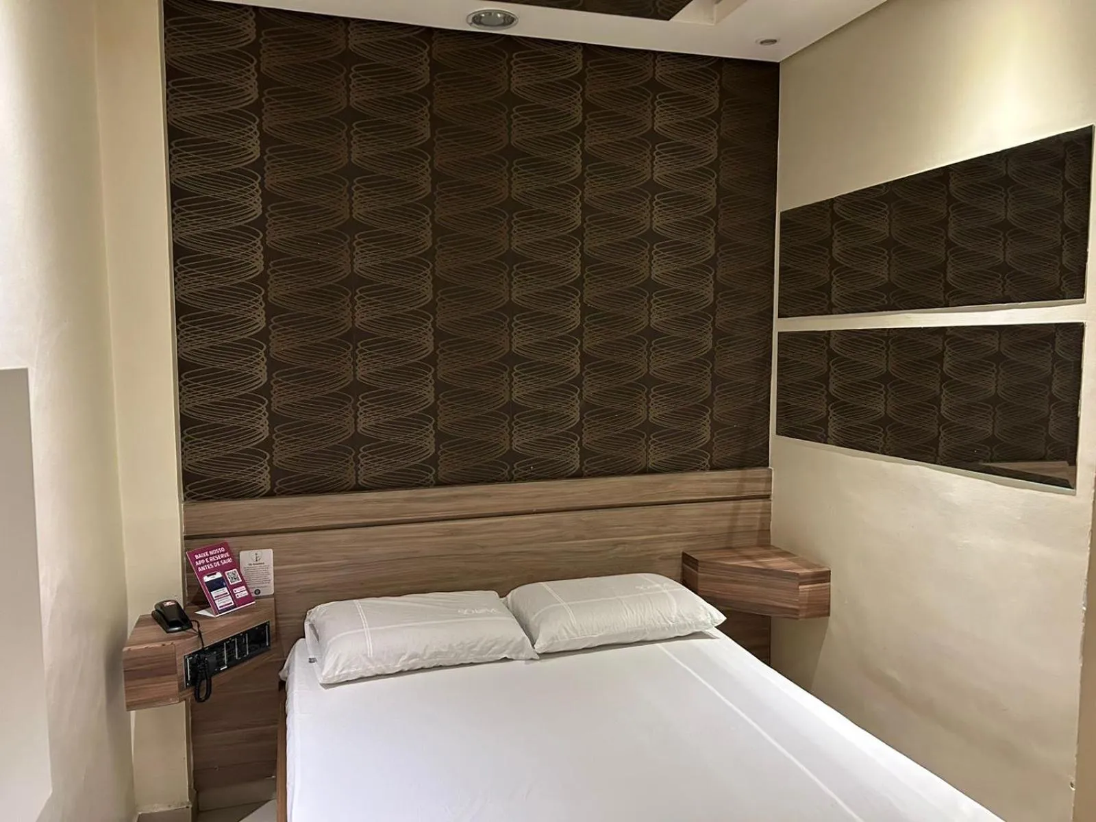 Bed in Só Love Motel