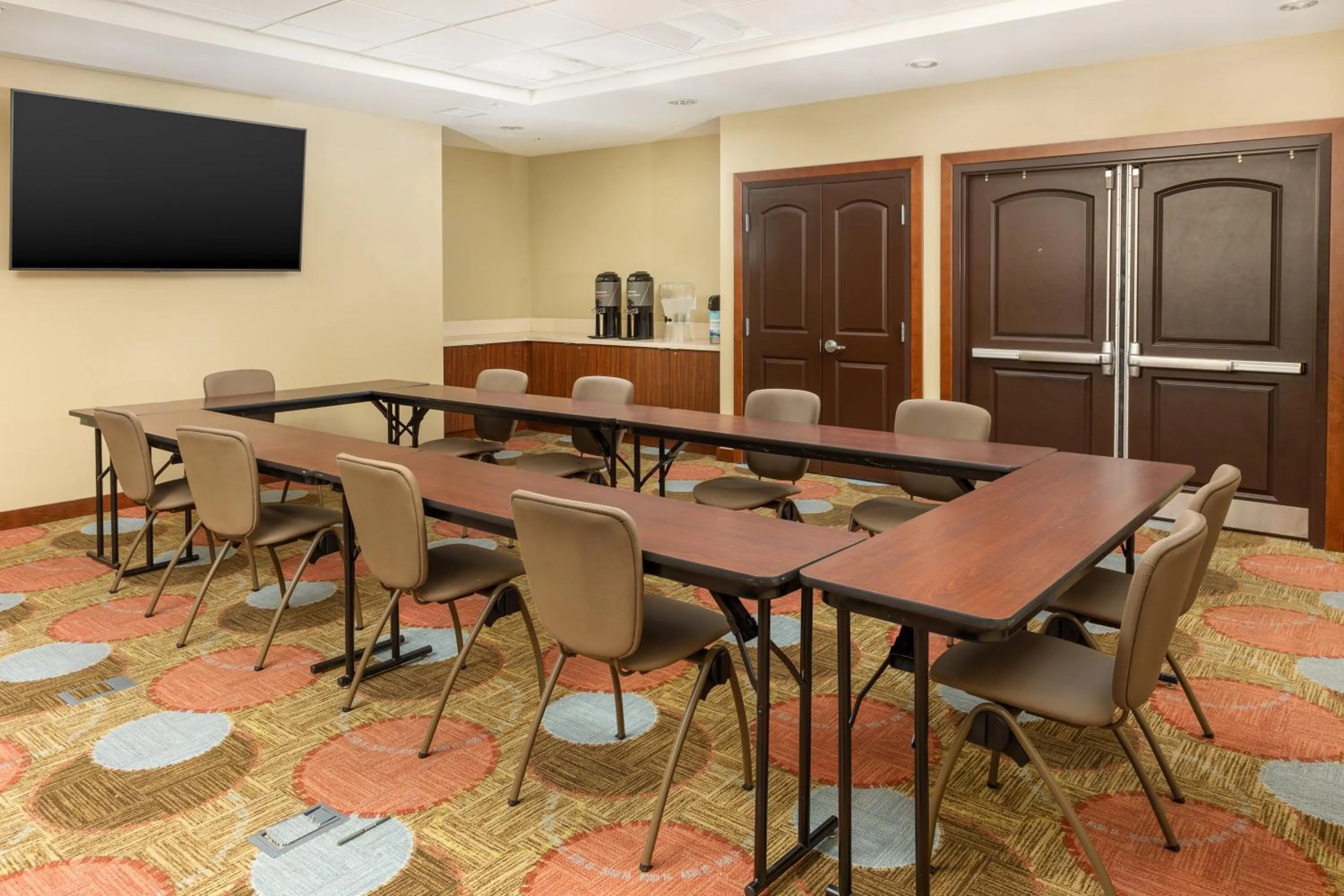 Meeting/conference room in Staybridge Suites Sacramento-Folsom by IHG