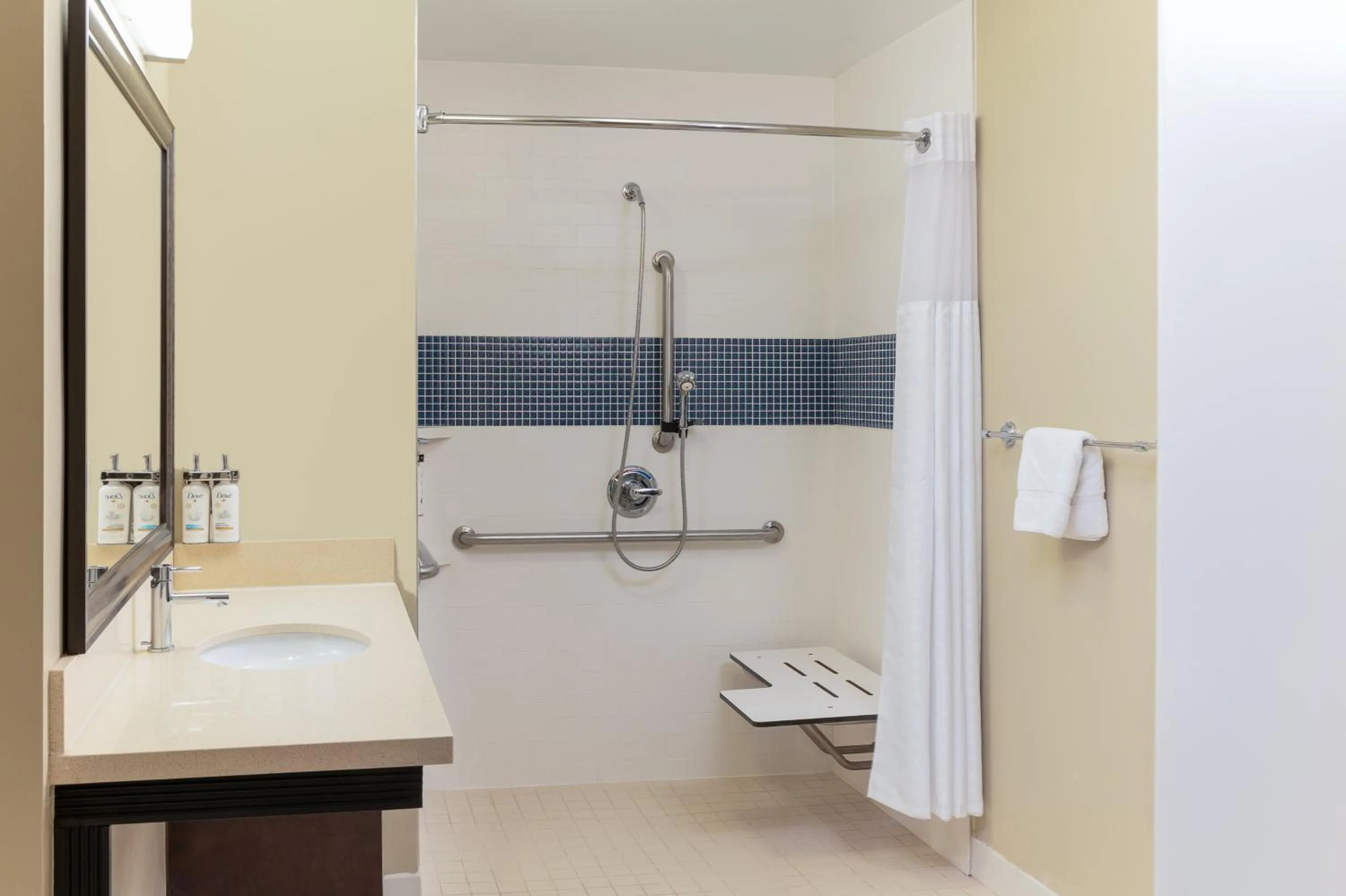 Photo of the whole room in Staybridge Suites Sacramento-Folsom by IHG