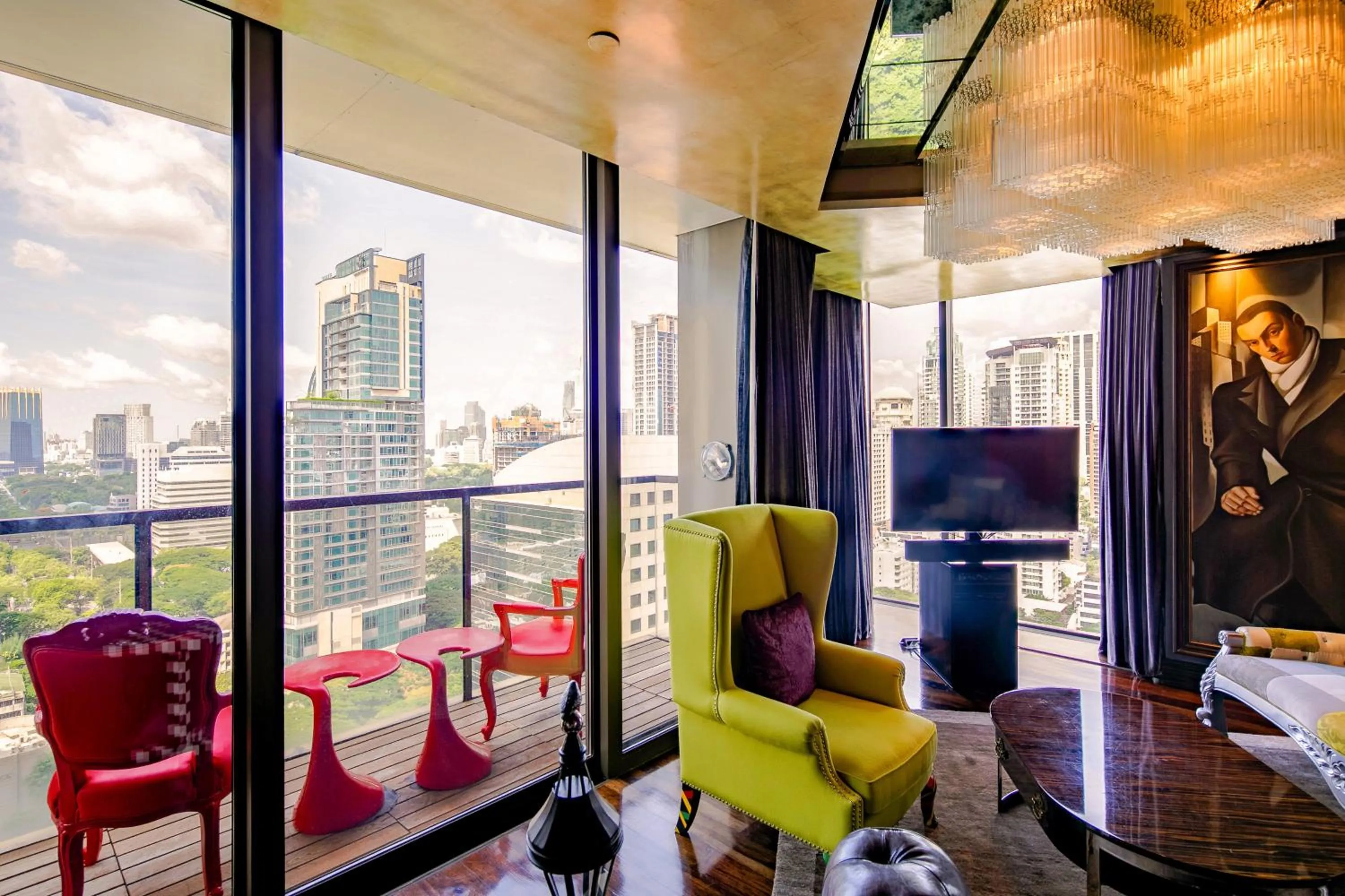 Photo of the whole room in Hotel Indigo Bangkok Wireless Road by IHG