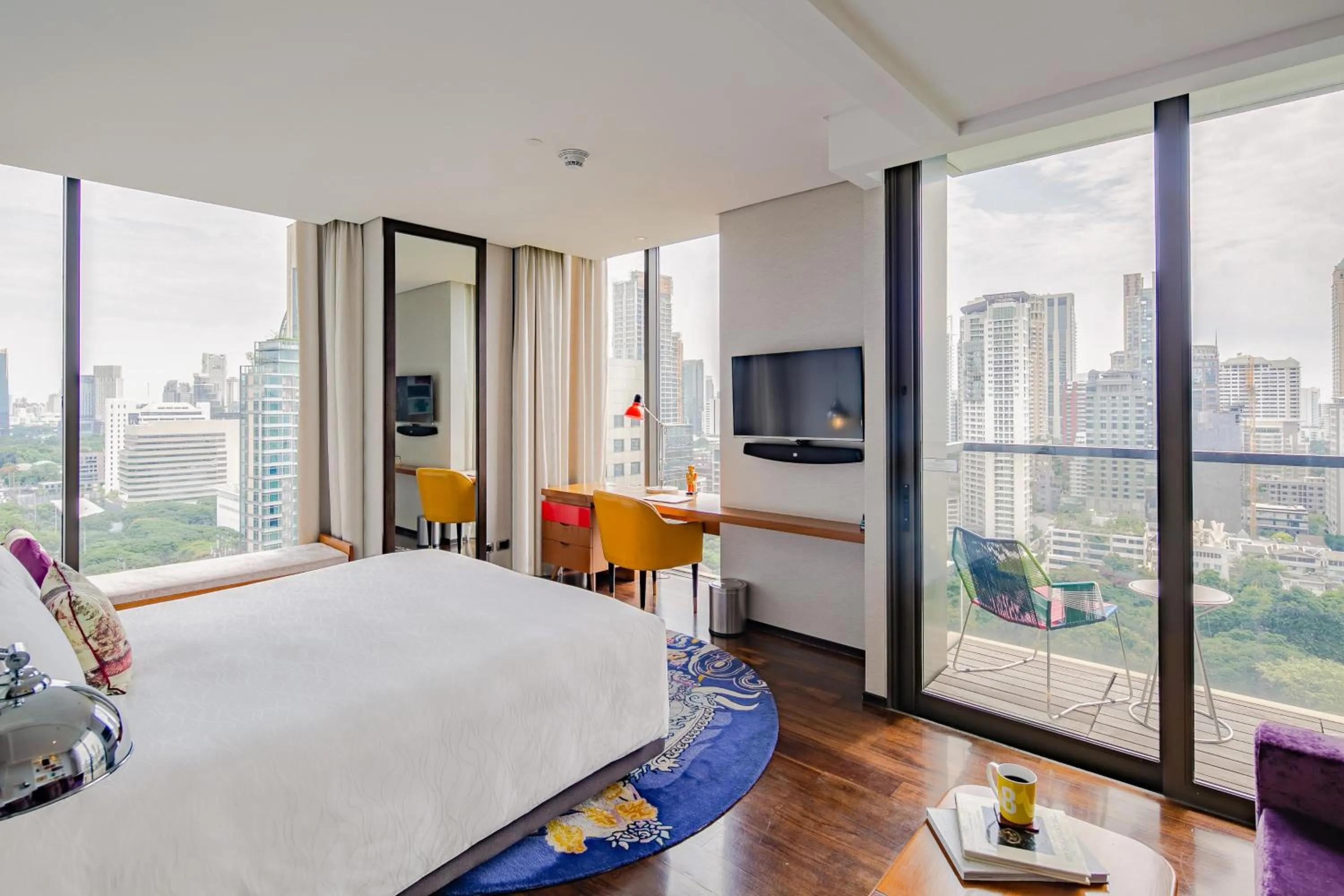 Photo of the whole room, Bed in Hotel Indigo Bangkok Wireless Road by IHG