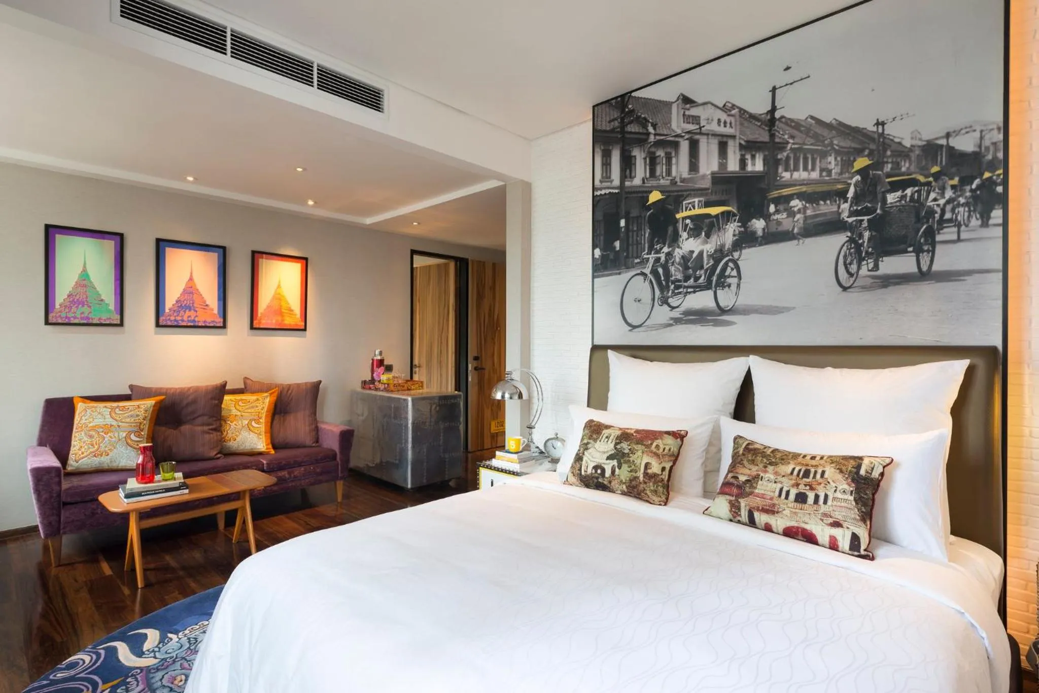 Photo of the whole room, Bed in Hotel Indigo Bangkok Wireless Road by IHG