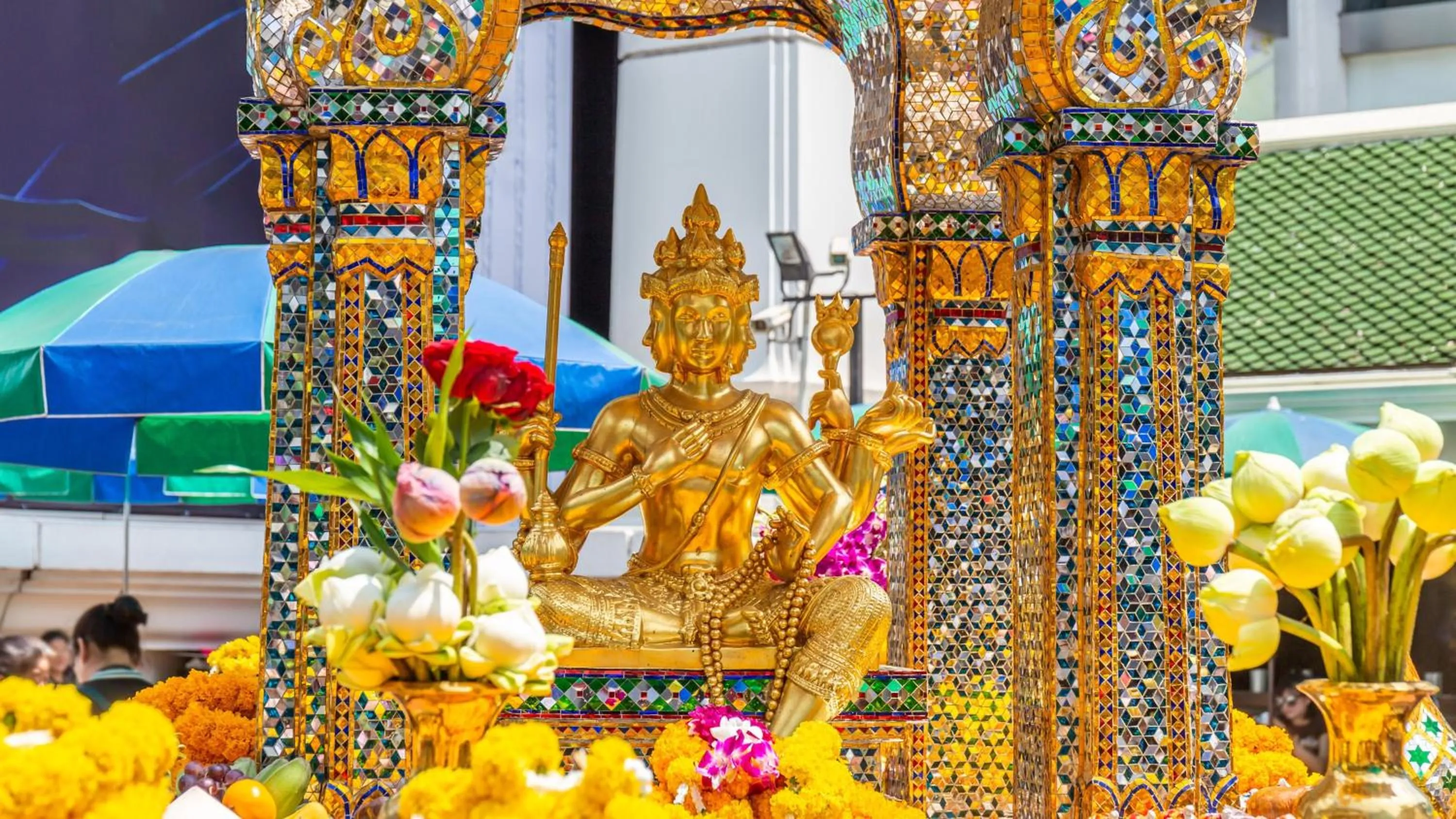 Nearby landmark in Hotel Indigo Bangkok Wireless Road by IHG