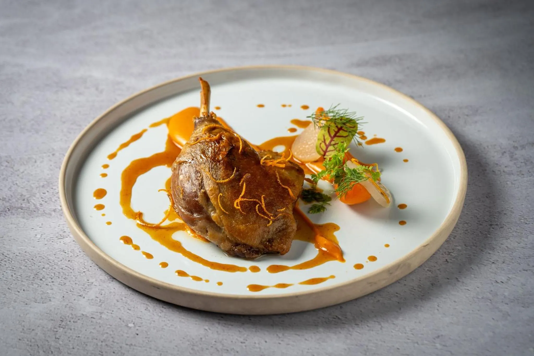 Restaurant/places to eat in Hotel Indigo Bangkok Wireless Road by IHG