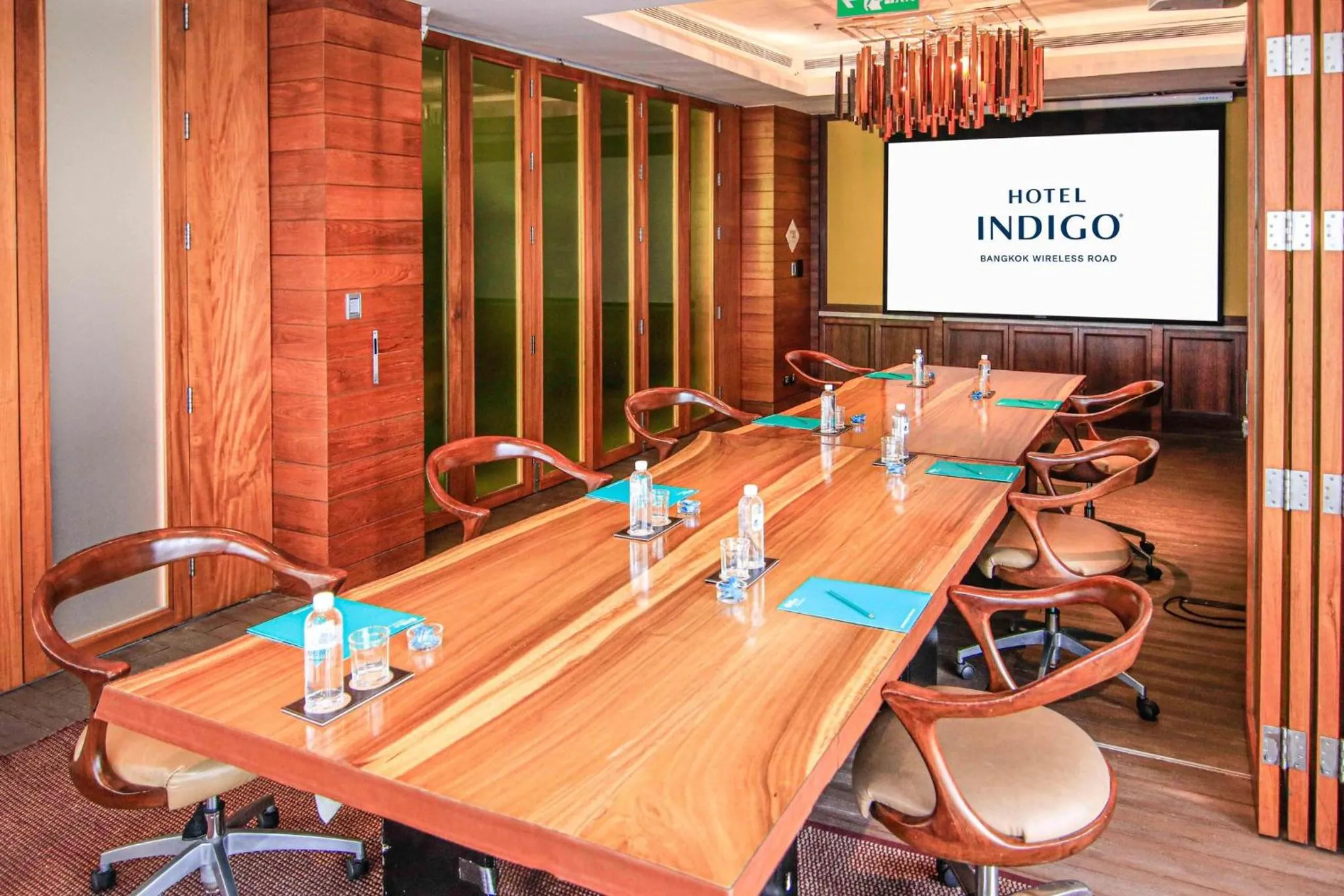 Meeting/conference room in Hotel Indigo Bangkok Wireless Road by IHG