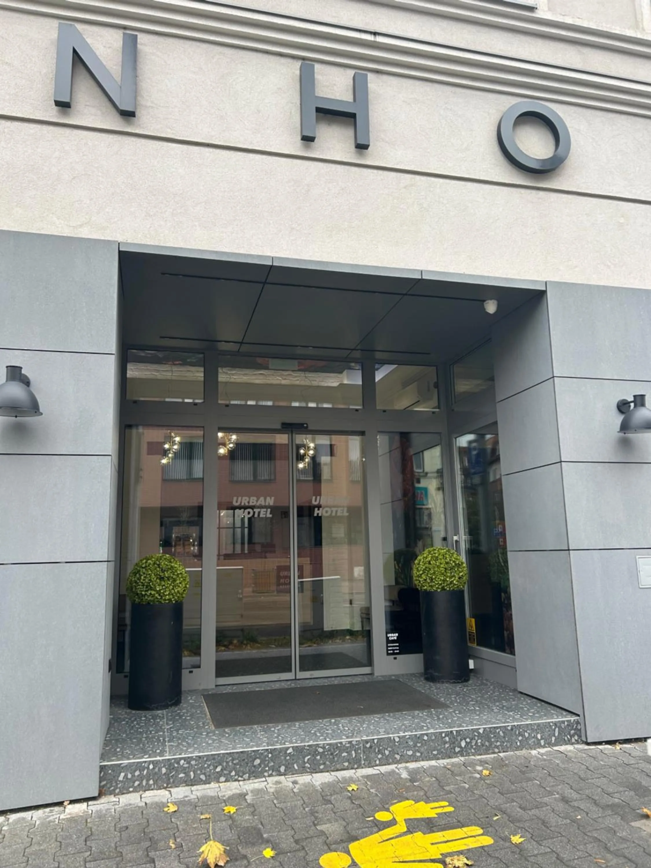 URBAN HOTEL
