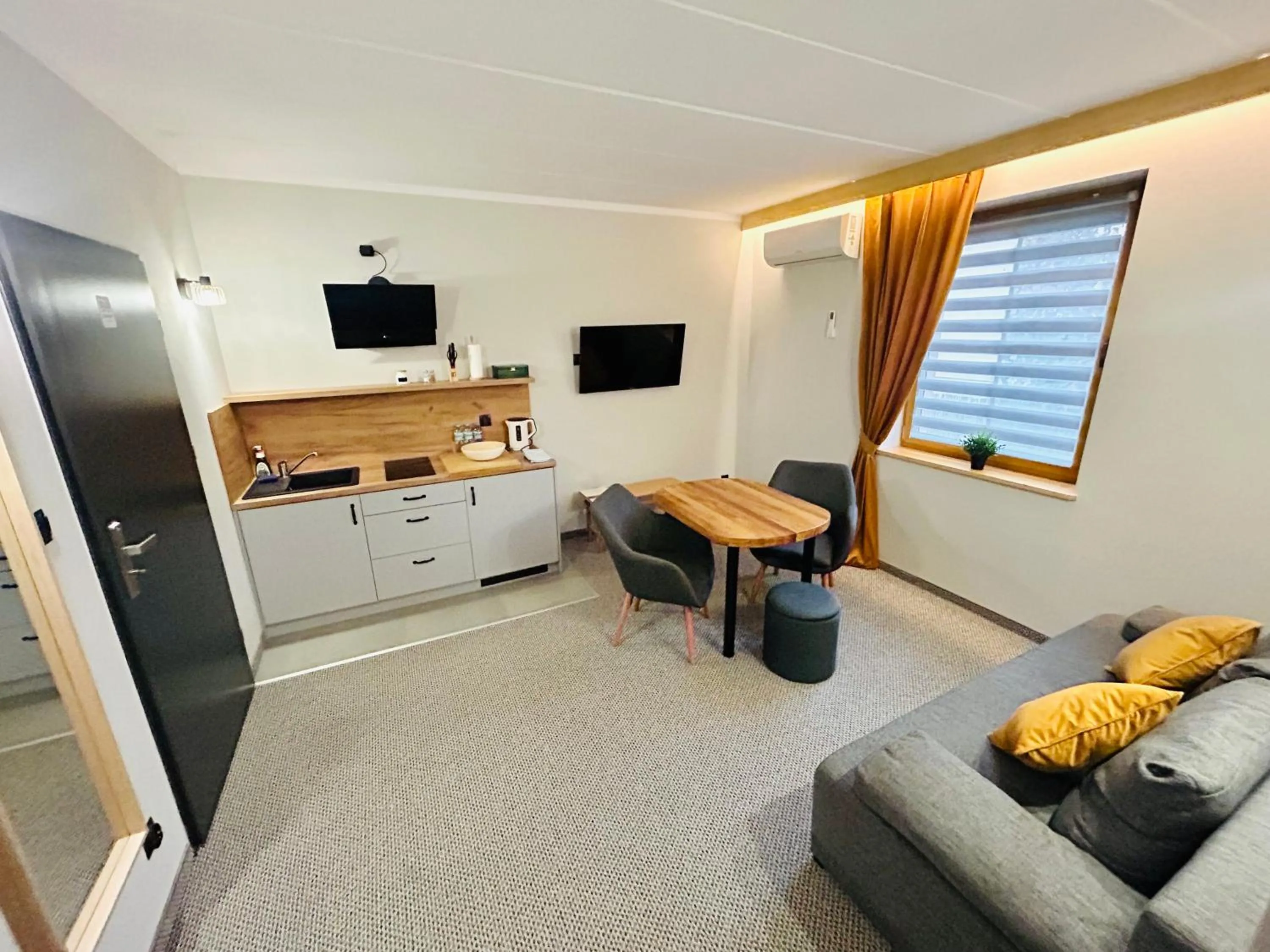 TV and multimedia in Hotel Czerwone Korale