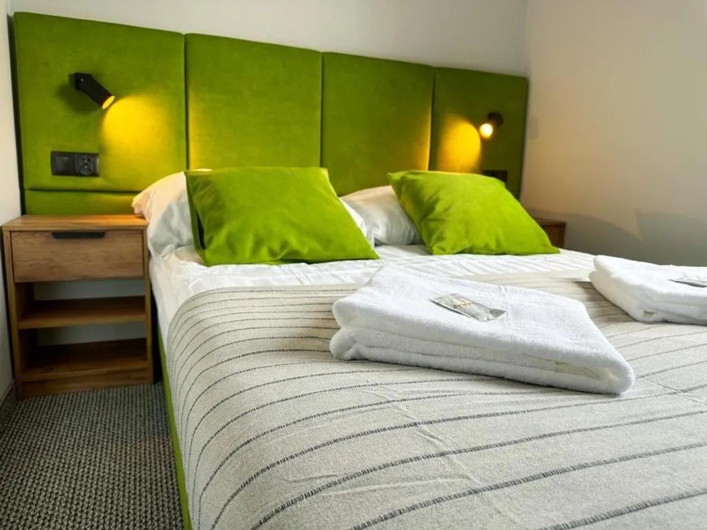 Bed in Hotel Czerwone Korale