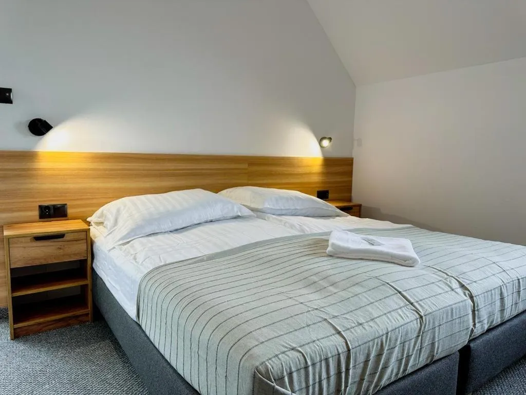 Bed in Hotel Czerwone Korale