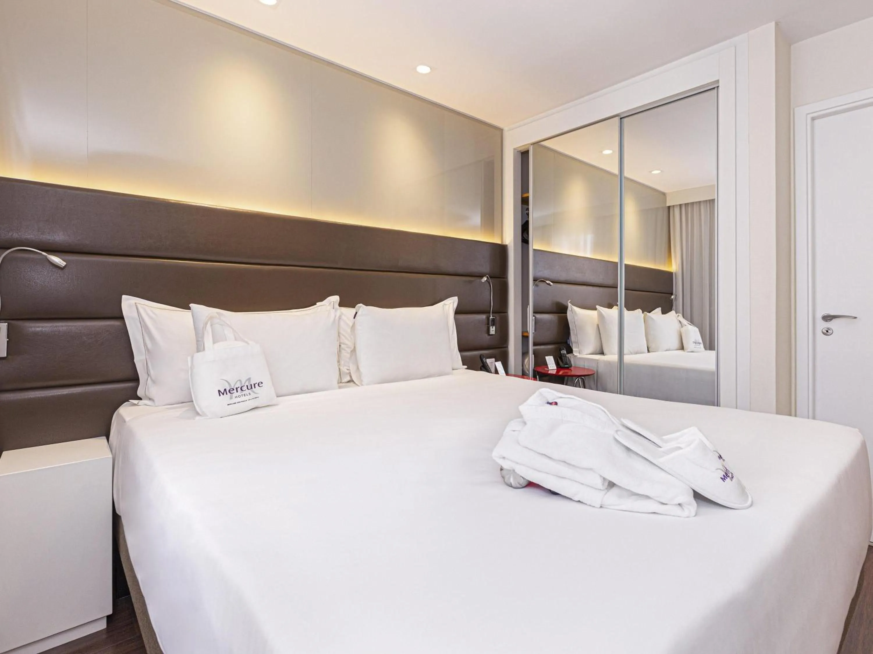 Bedroom, Bed in Mercure Sao Paulo Vila Olimpia