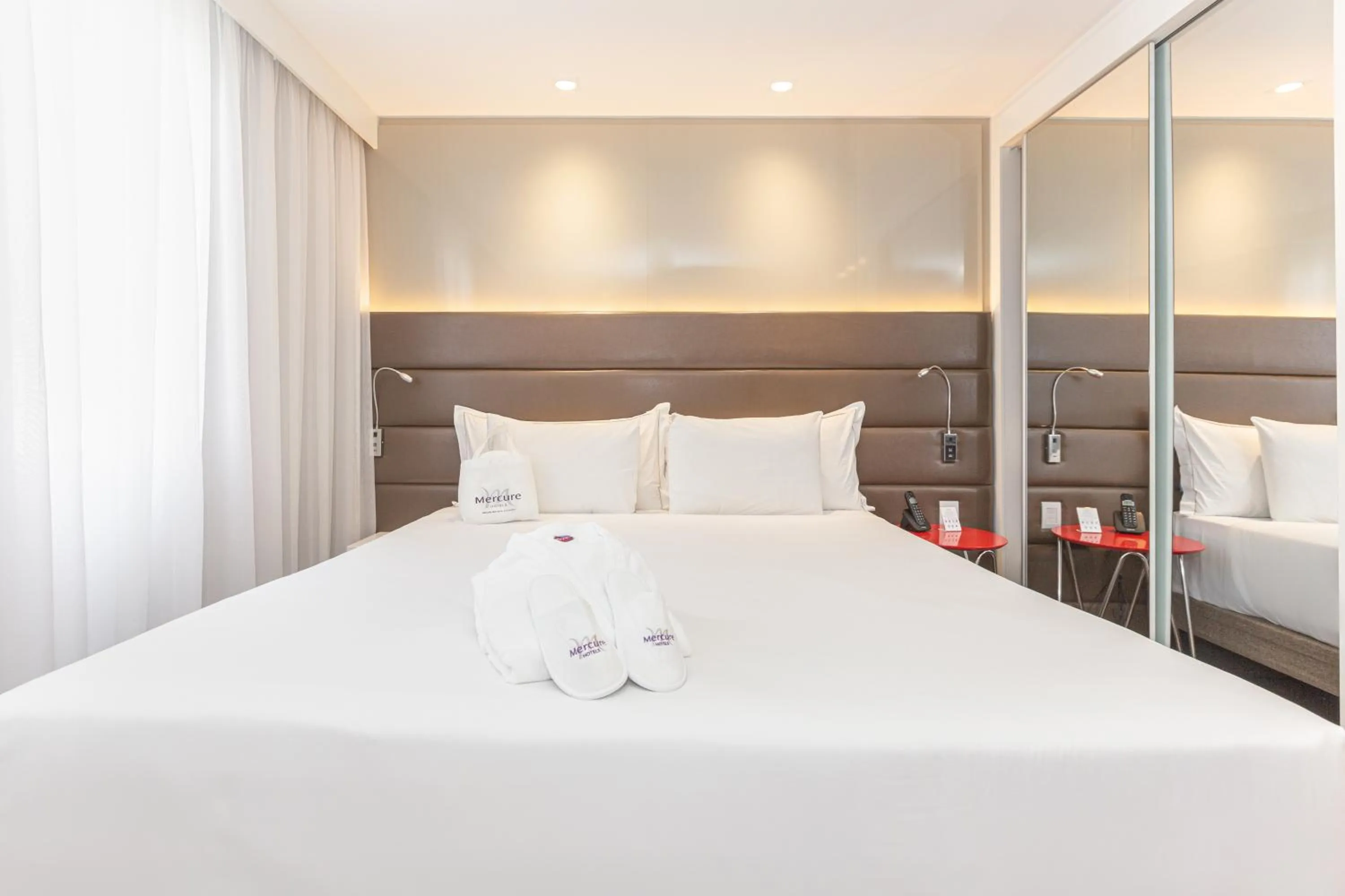 Bed in Mercure Sao Paulo Vila Olimpia