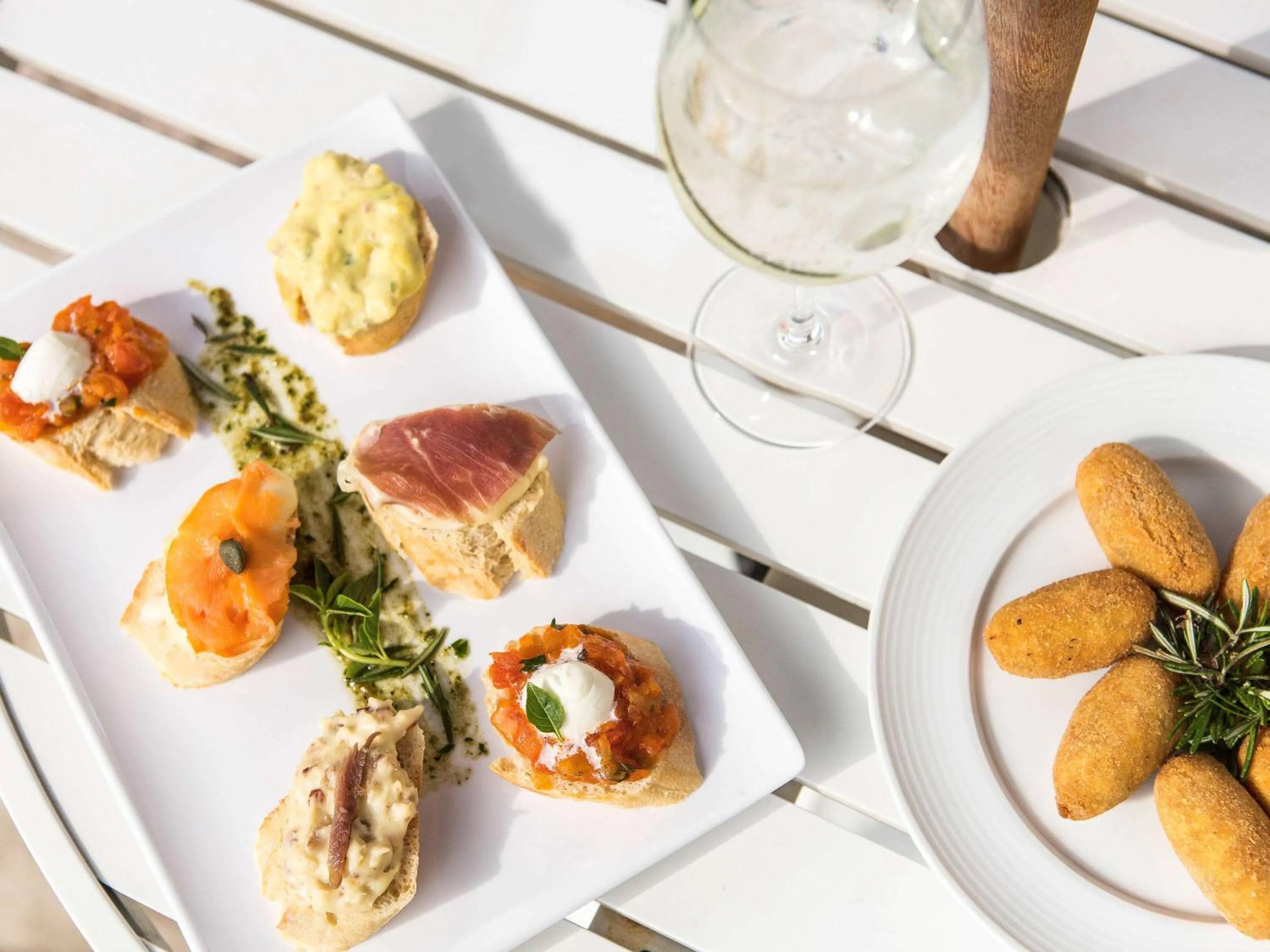 Restaurant/places to eat in Mercure Sao Paulo Vila Olimpia