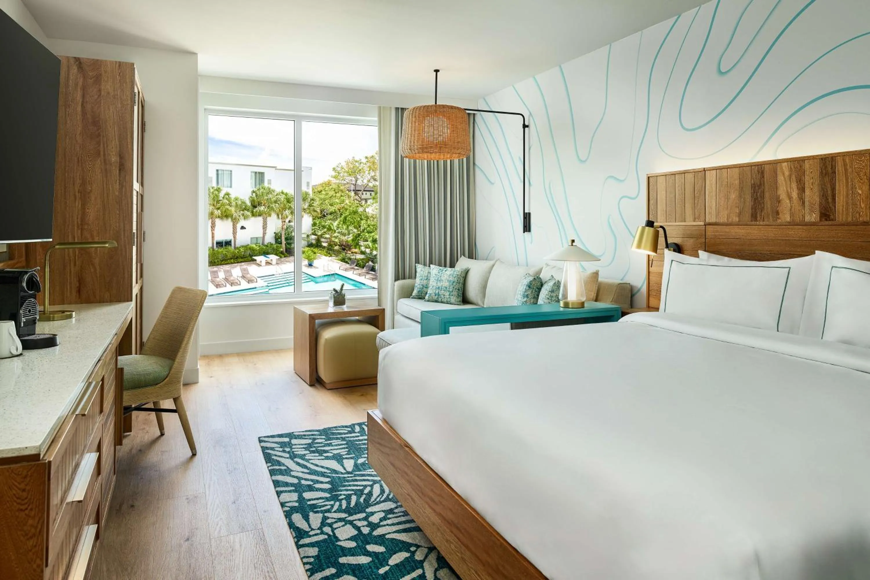 Superior King Room with Pool View and Tropical Garden in Faro Blanco Resort & Yacht Club Marathon, Curio by Hilton