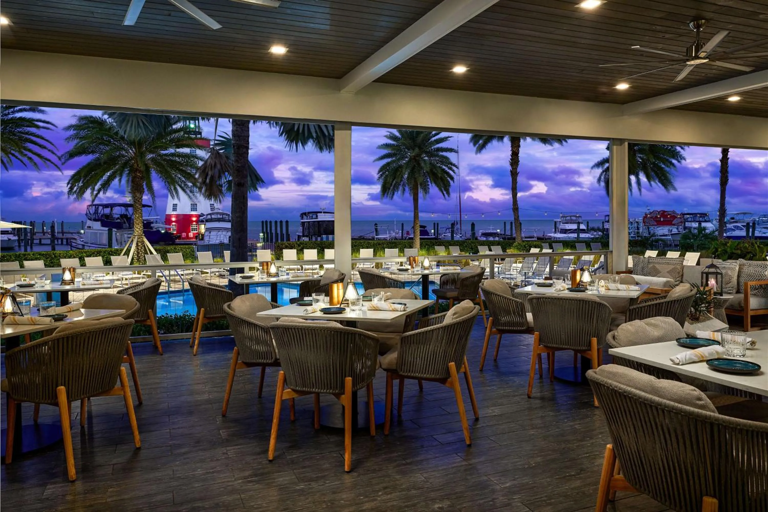 Restaurant/places to eat in Faro Blanco Resort Marathon Florida Keys, Curio by Hilton
