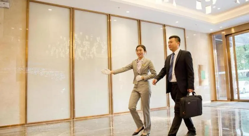 Lavande Hotel Shenzhen Dongmen Shuibeicuizhu Metro Station