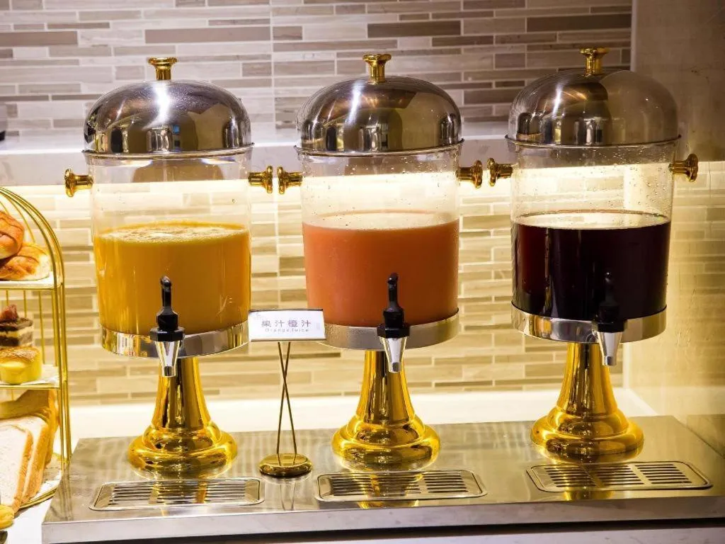 Lavande Hotel Shenzhen Dongmen Shuibeicuizhu Metro Station