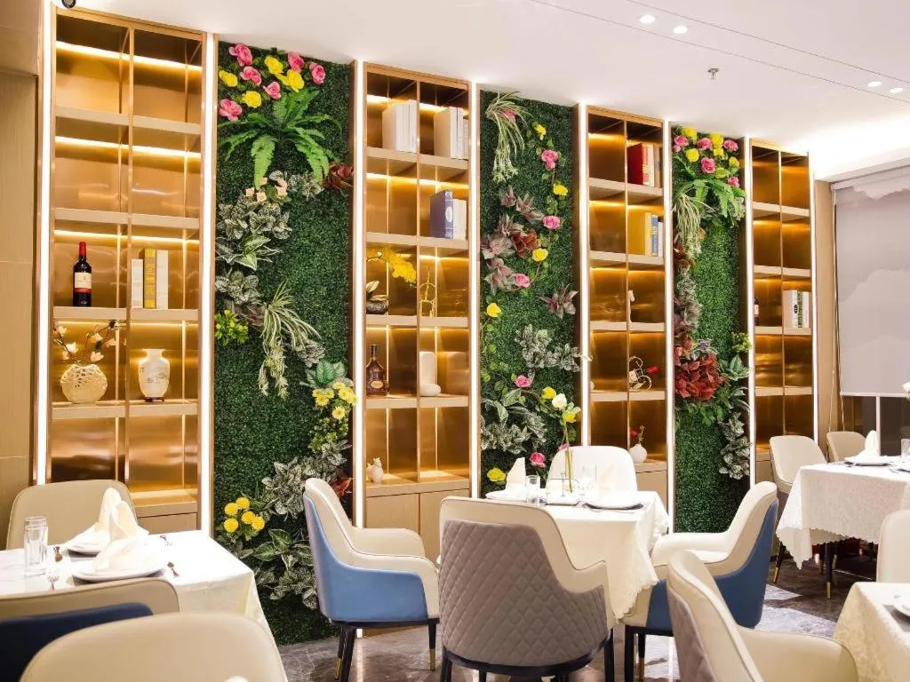 Lavande Hotel Shenzhen Dongmen Shuibeicuizhu Metro Station