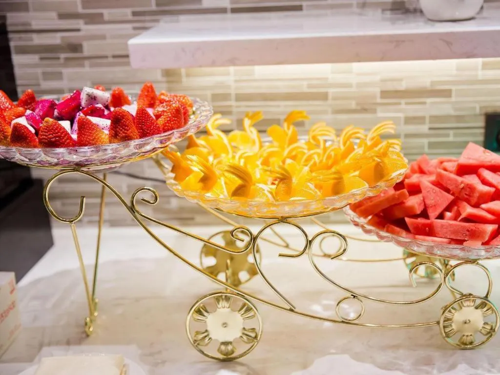 Lavande Hotel Shenzhen Dongmen Shuibeicuizhu Metro Station