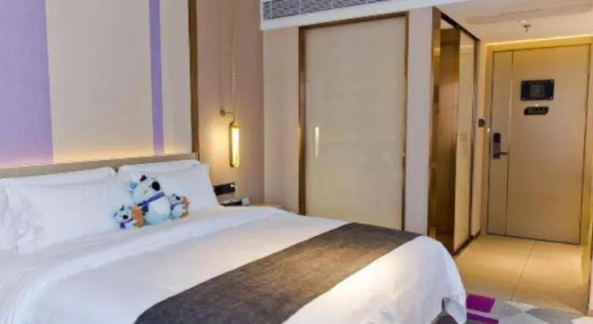 Bed in Lavande Hotel Shenzhen Dongmen Shuibeicuizhu Metro Station